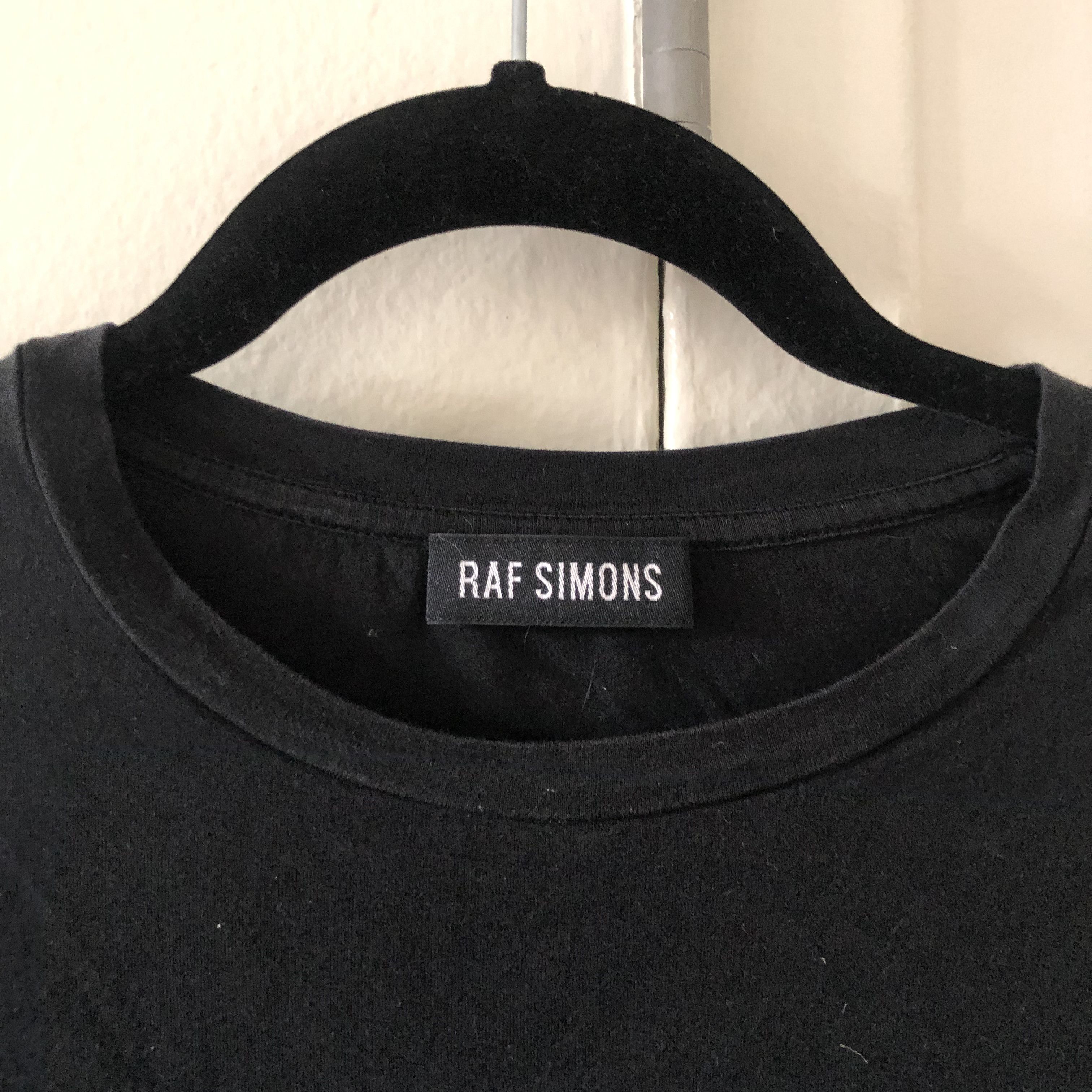 Raf Simons Raf Simons Shark Tee Size US XS / EU 42 / 0 - 2 Thumbnail