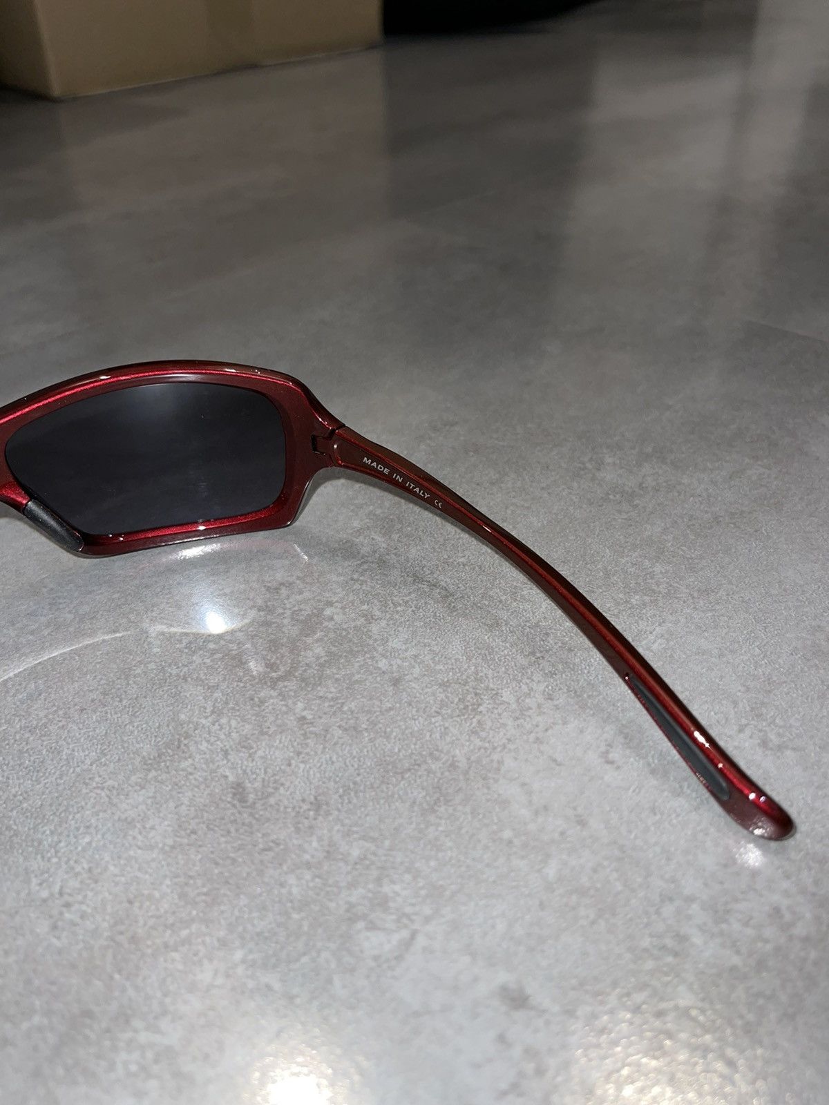 Oakley Oakley OO9202-02 "Break UP" Dark Red Shield Sunglasses Size ONE SIZE - 10 Thumbnail
