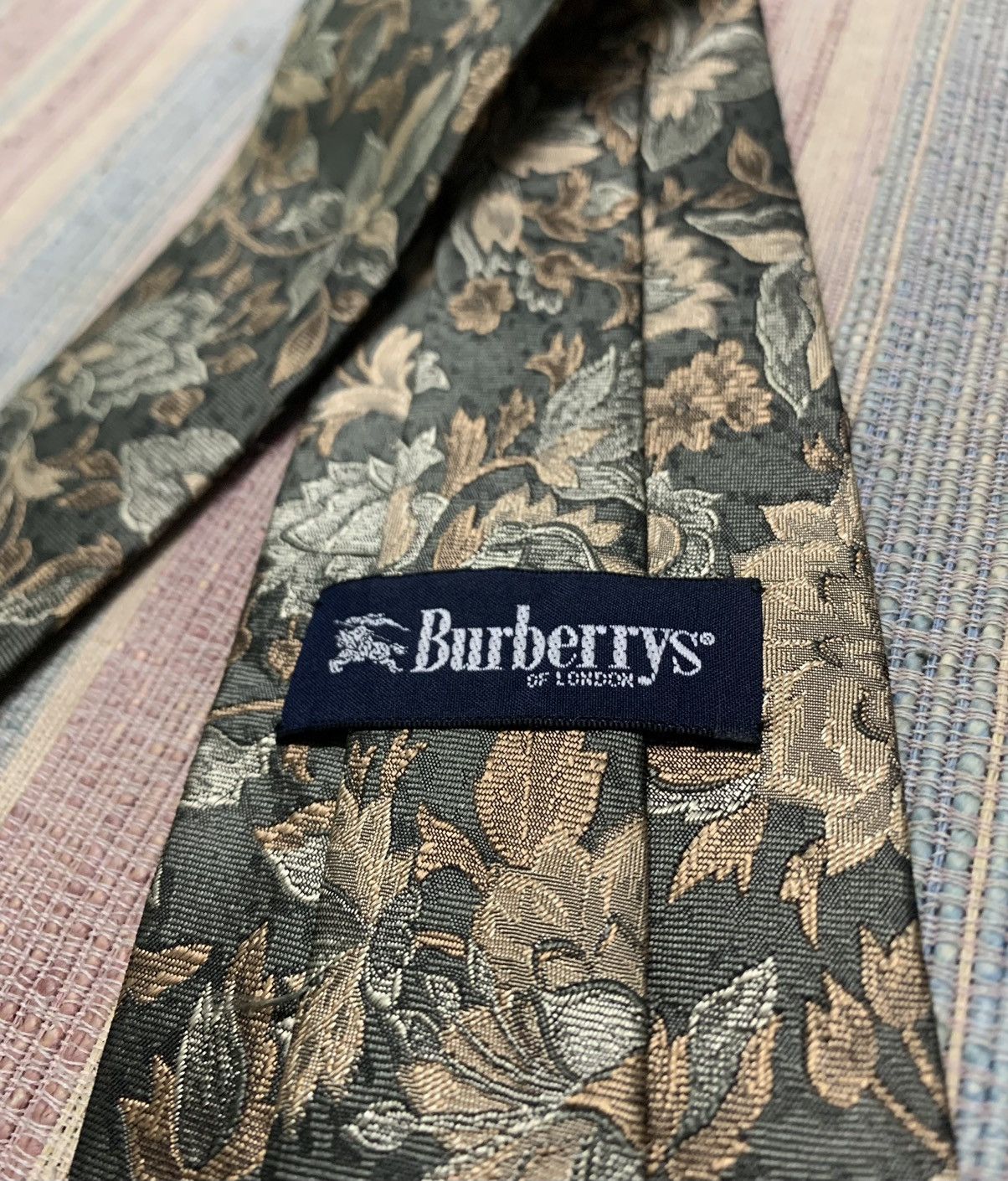 Burberry Vintage BURBERRY SILK TIE Size ONE SIZE - 6 Thumbnail