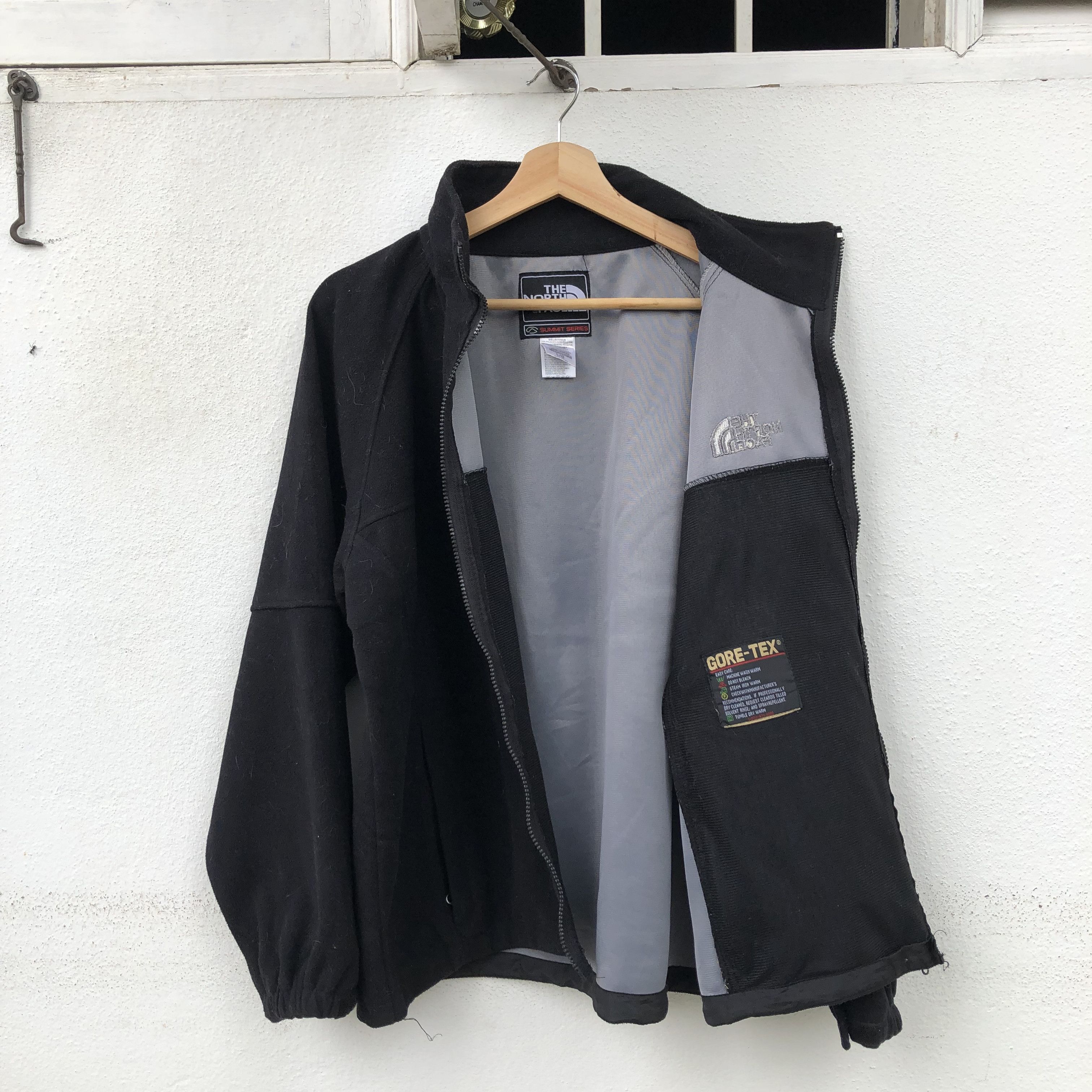 Goretex THE NORTH FACE GORETEX SUMMIT SERIES ZIPPER JACKET Size US L / EU 52-54 / 3 - 6 Thumbnail