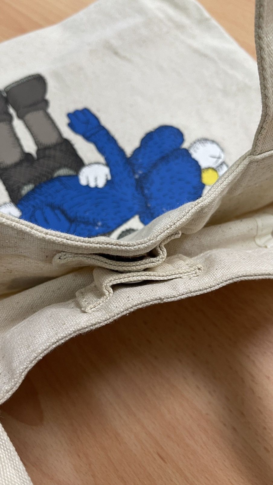 Japanese Brand Kaws x Uniqlo Tote Bag Size ONE SIZE - 7 Thumbnail