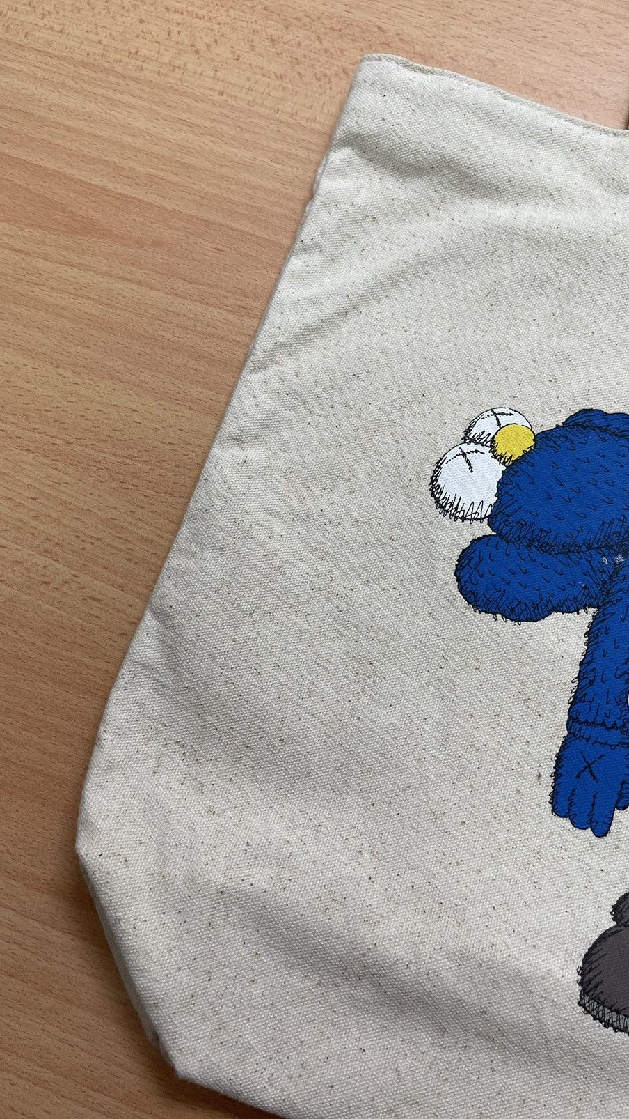 Japanese Brand Kaws x Uniqlo Tote Bag Size ONE SIZE - 2 Thumbnail