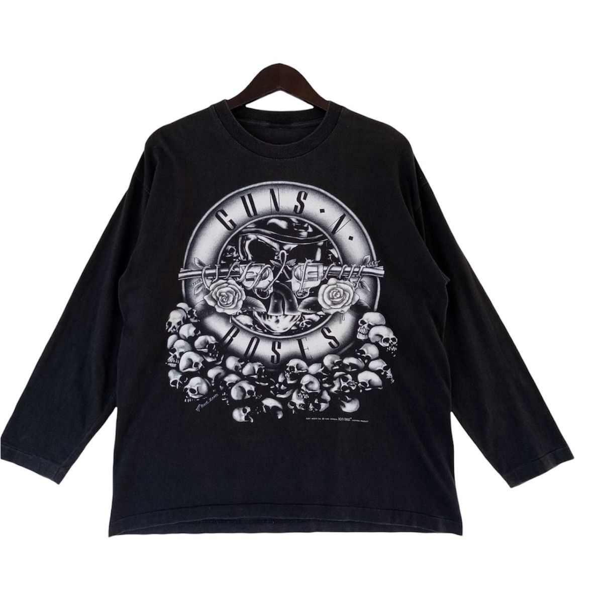 Band Tees GUNS N ROSES dragon longsleeve heavy metal band shirt Size US L / EU 52-54 / 3 - 2 Thumbnail