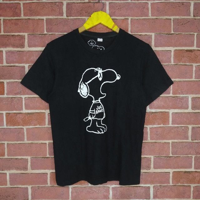 Japanese Brand Uniqlo Collaboration X Joe Kaws Animated Cartoon Peanut Size US S / EU 44-46 / 1 - 1 Thumbnail