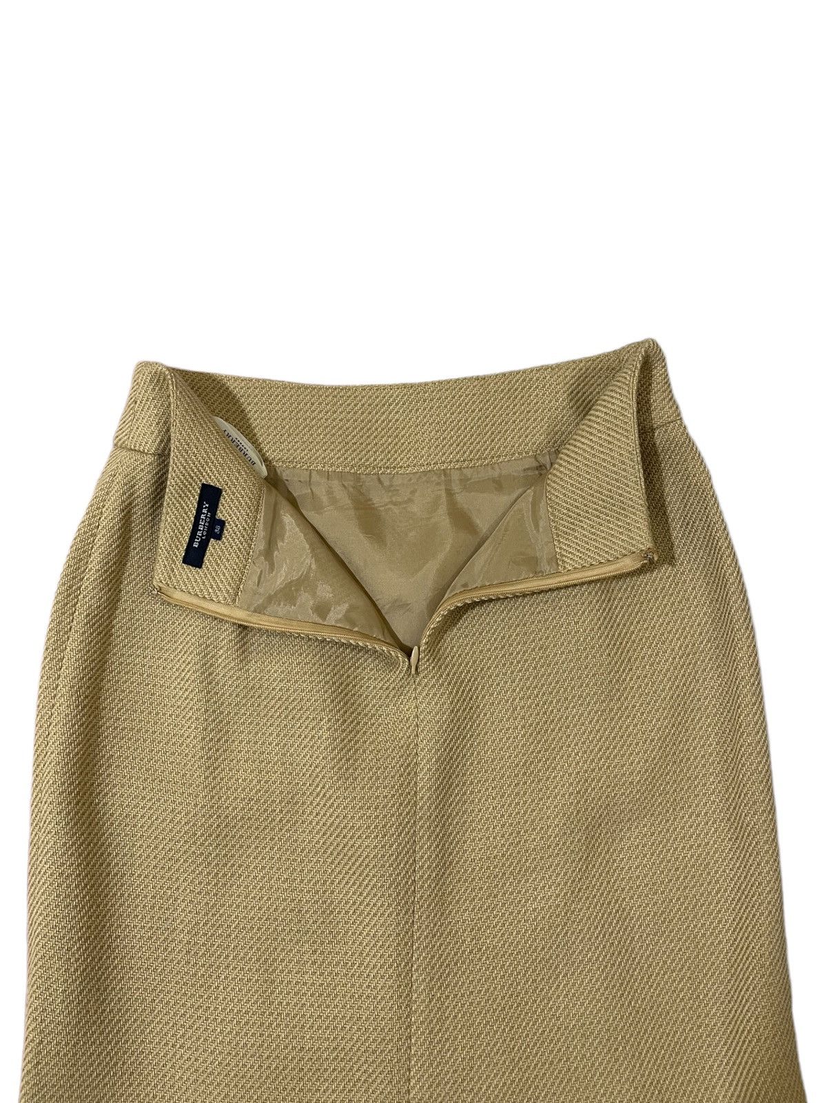 Burberry buberry wool skirt Size 27" / US 4 / IT 40 - 6 Thumbnail