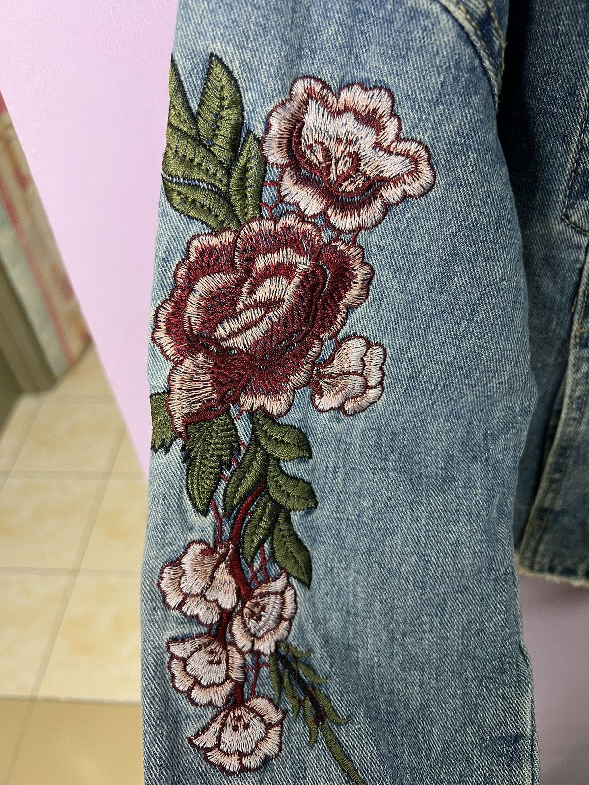 Other 🔥Cropped Flower Embroidery Denim Jacket Size L / US 10 / IT 46 - 11 Thumbnail