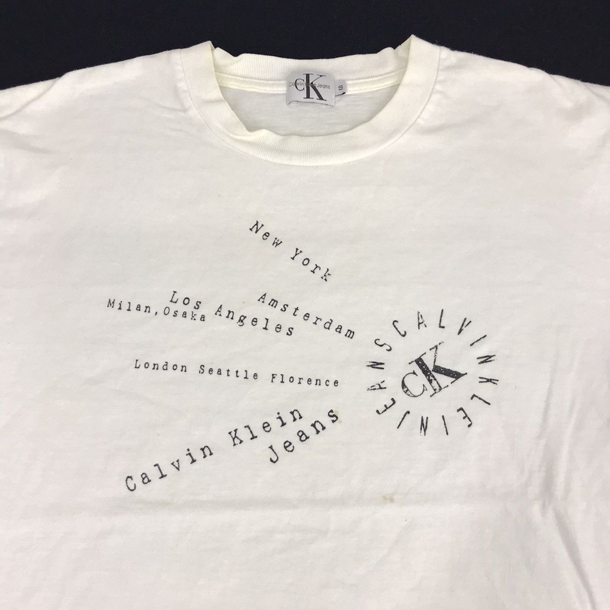 Calvin Klein Vintage Calvin Klein Jeans Big Logo Spell Out Size S / US 4 / IT 40 - 2 Thumbnail