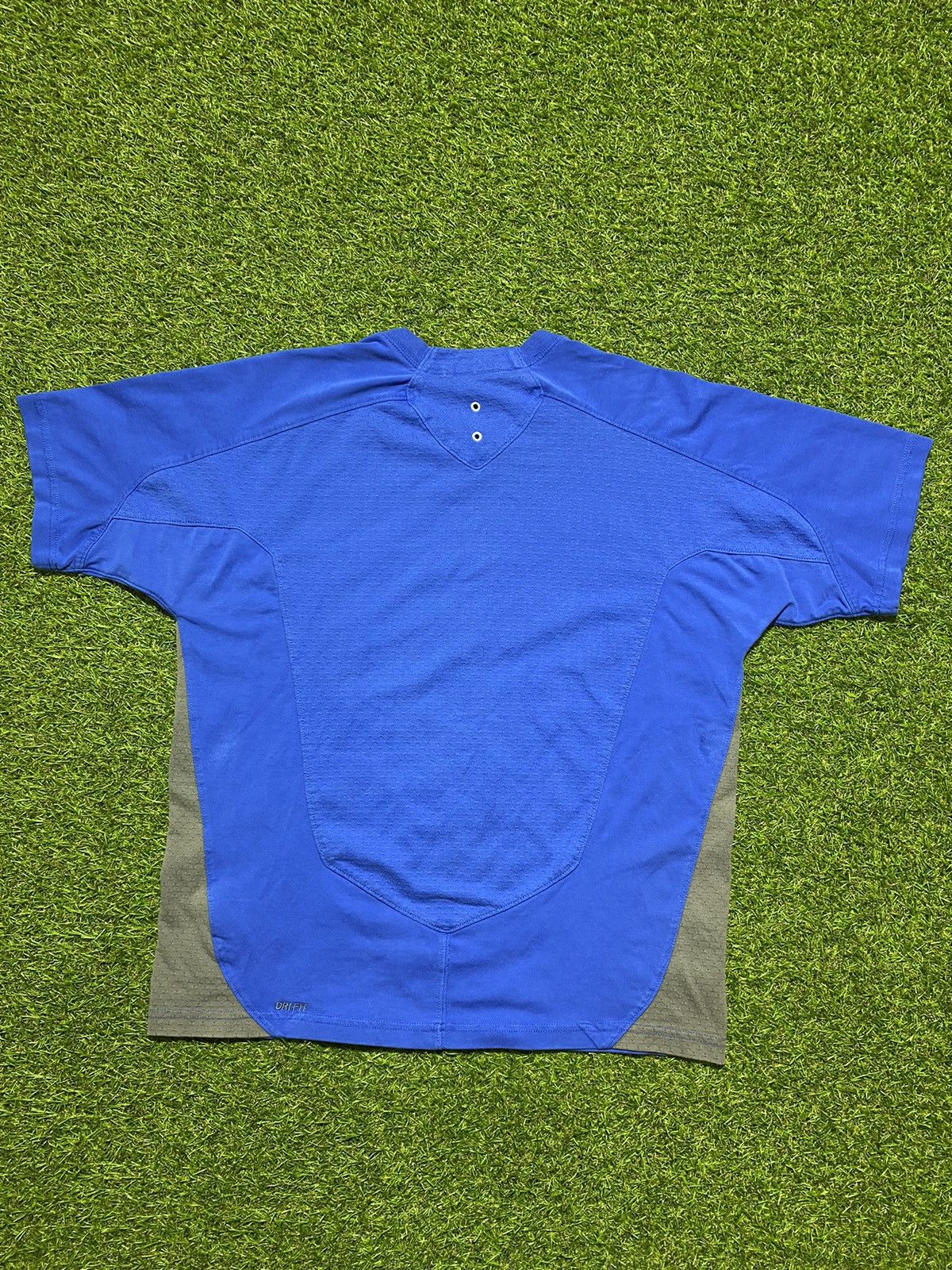 Nike Vintage 90s Nike Training tee streetwear swoosh size S Size US S / EU 44-46 / 1 - 3 Thumbnail