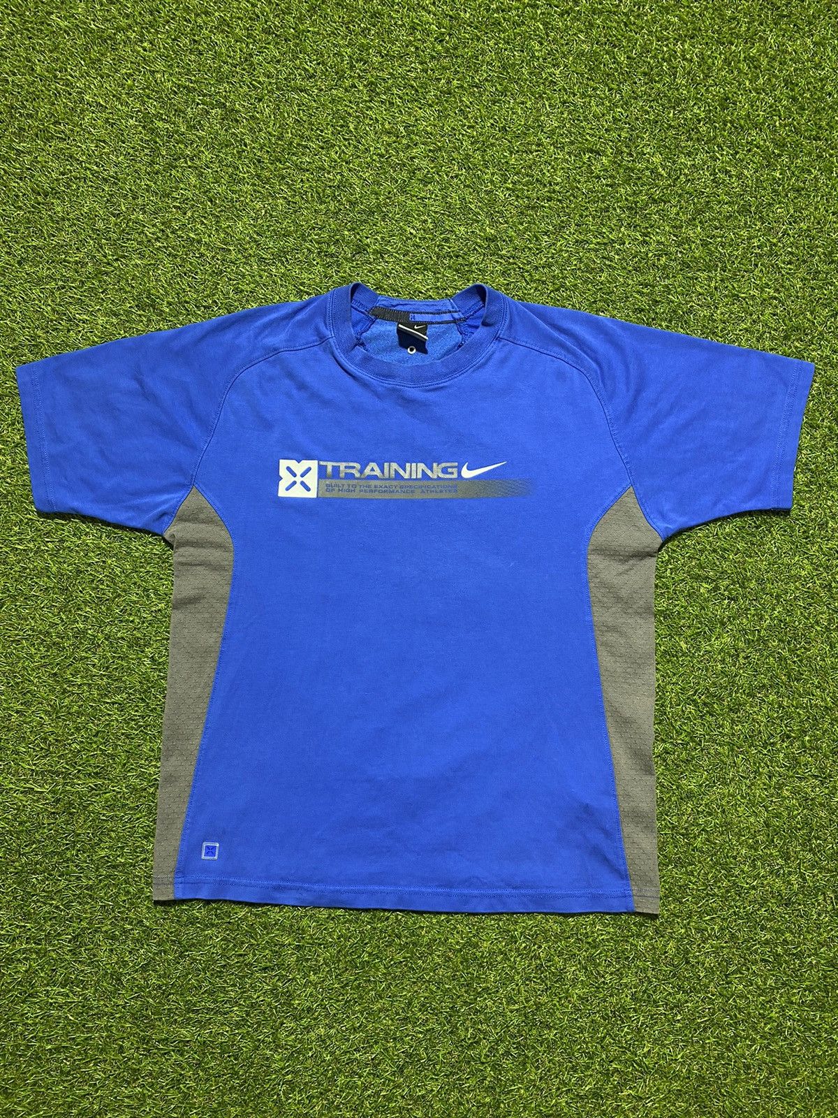 Nike Vintage 90s Nike Training tee streetwear swoosh size S Size US S / EU 44-46 / 1 - 1 Thumbnail