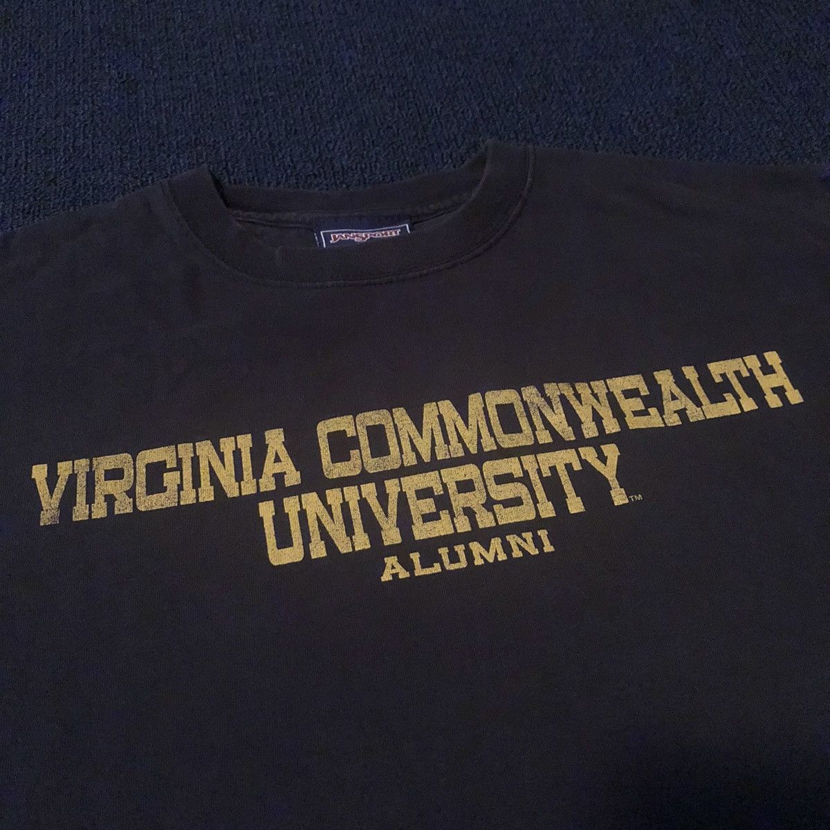 Vintage Vintage VCU Virginia Commonwealth University Alumni Logo Tee Size US L / EU 52-54 / 3 - 3 Thumbnail