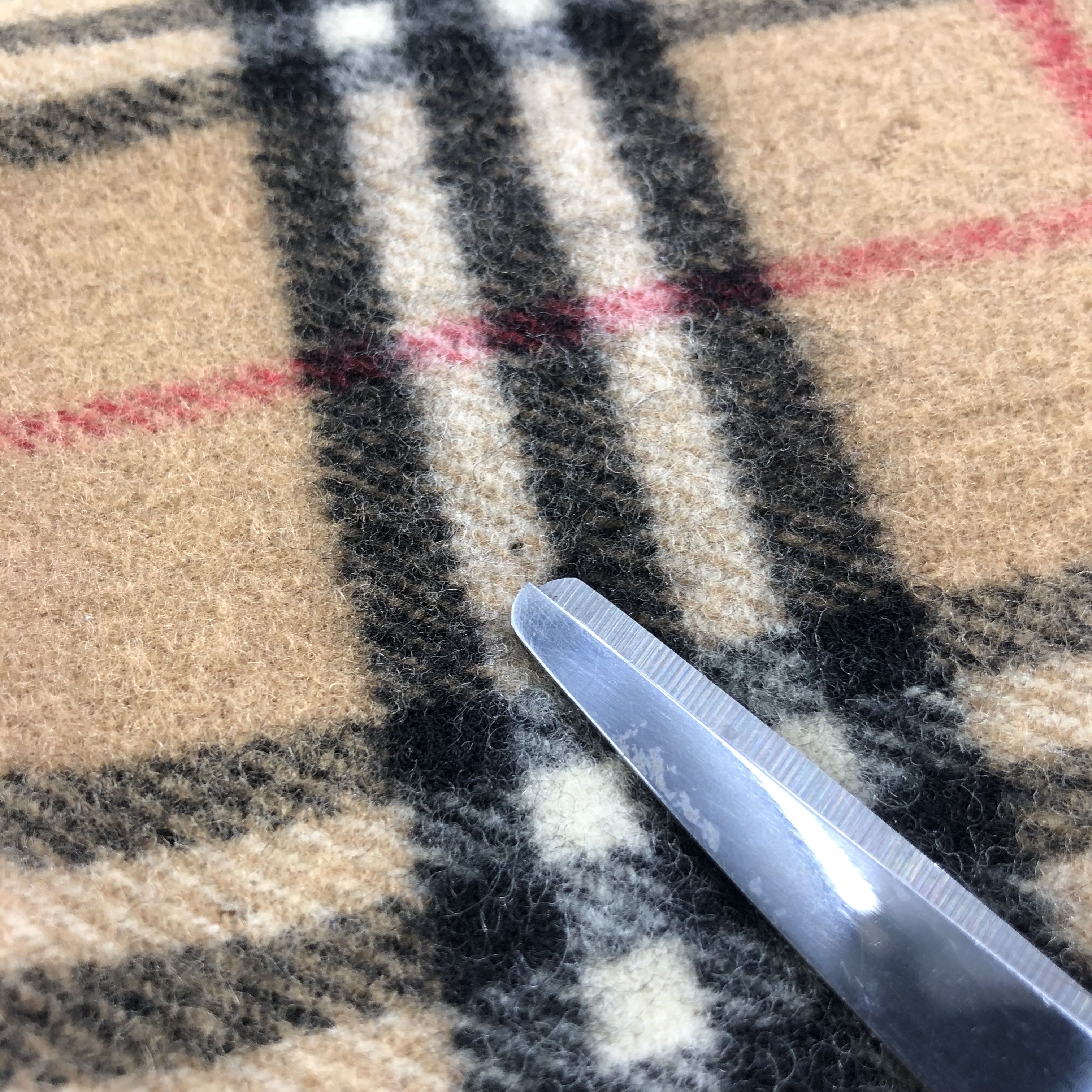 Burberry Burberrys Nova Check Tan Wool Scarf Muffler V1096 Size ONE SIZE - 25 Thumbnail