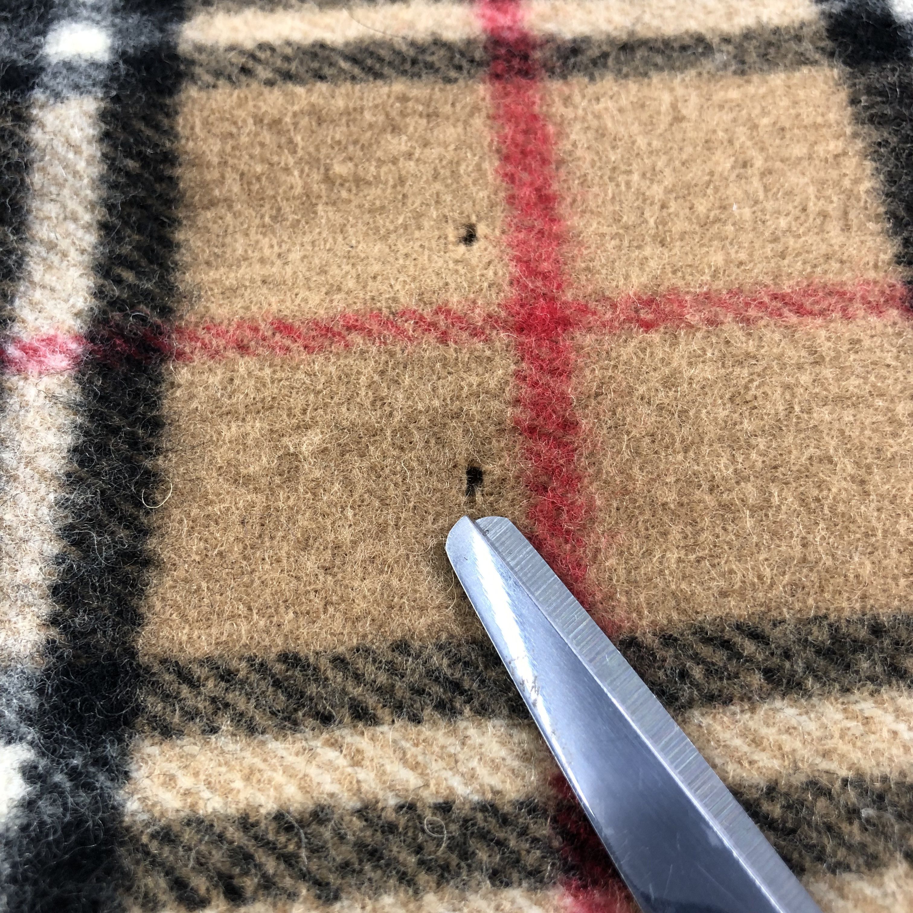 Burberry Burberrys Nova Check Tan Wool Scarf Muffler V1096 Size ONE SIZE - 13 Thumbnail