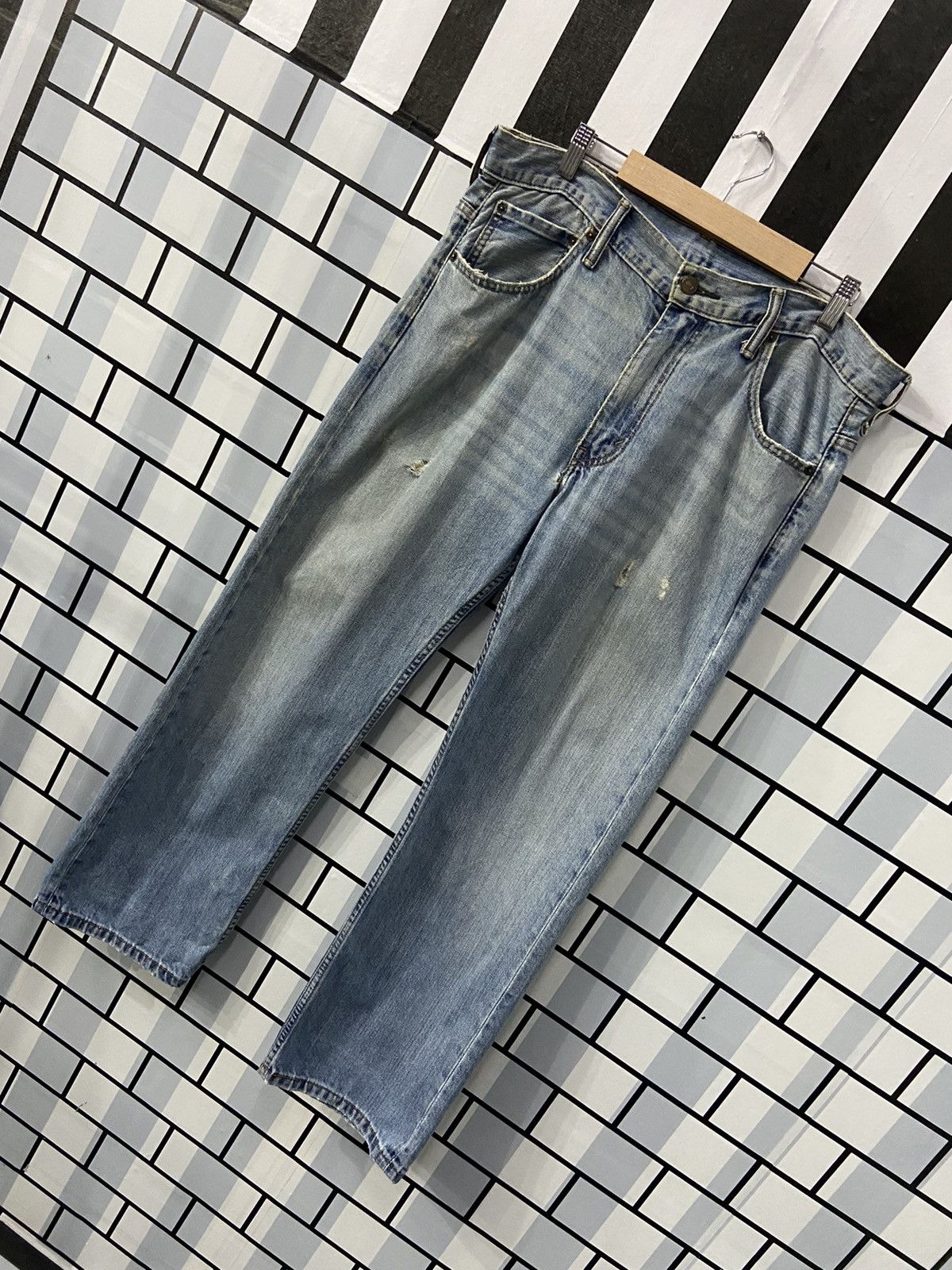 Levi's × Vintage Vintage Levi’s 569 Distressed Light Wash Denim Pants Size US 36 / EU 52 - 3 Thumbnail