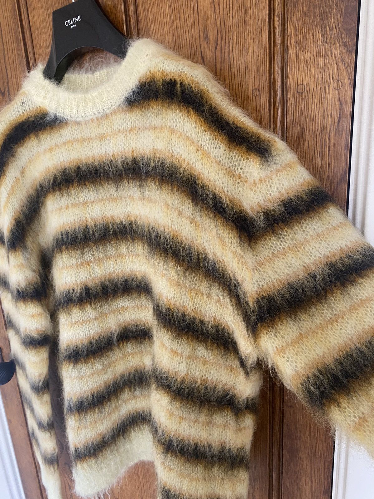 Marni FW19 Marni fuzzy wuzzy mohair bee 🐝 jumper grail rare 😍😍😍 Size US L / EU 52-54 / 3 - 13 Thumbnail