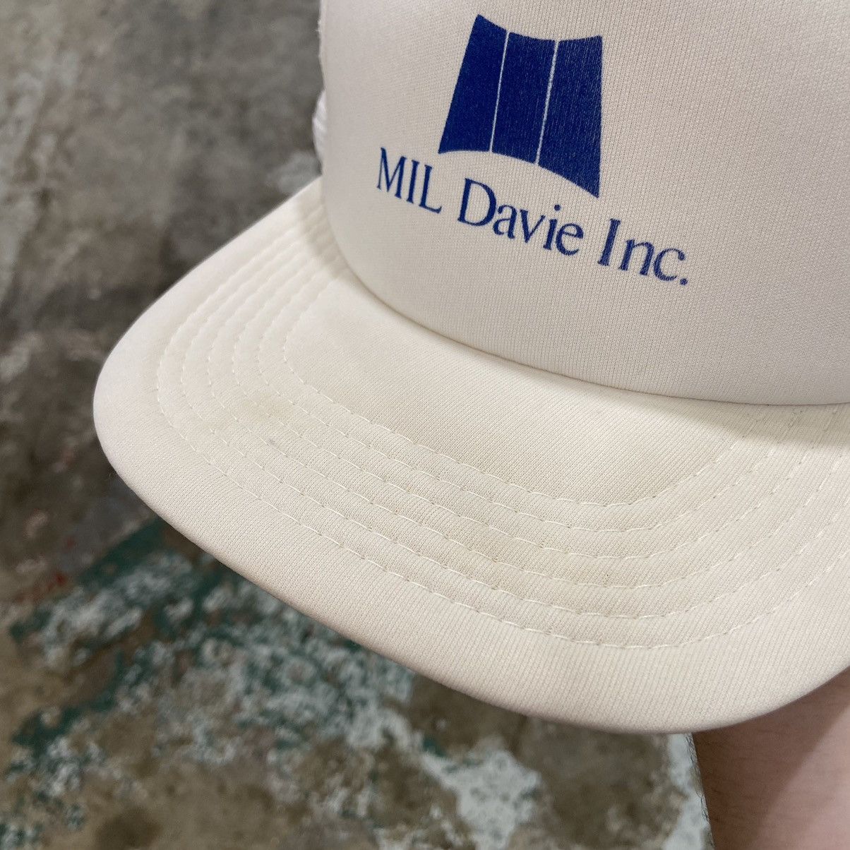 Vintage Vintage 1990s White Trucker Hat Size ONE SIZE - 2 Thumbnail