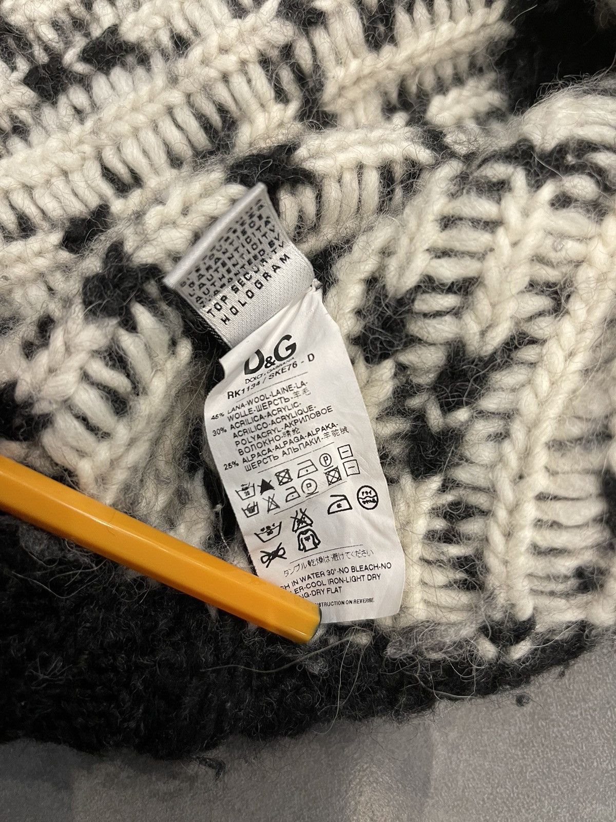 Dolce & Gabbana AW21 Dolce & Gabbana Artwork Knitted Alpaca Wool Sweater Size US L / EU 52-54 / 3 - 14 Thumbnail