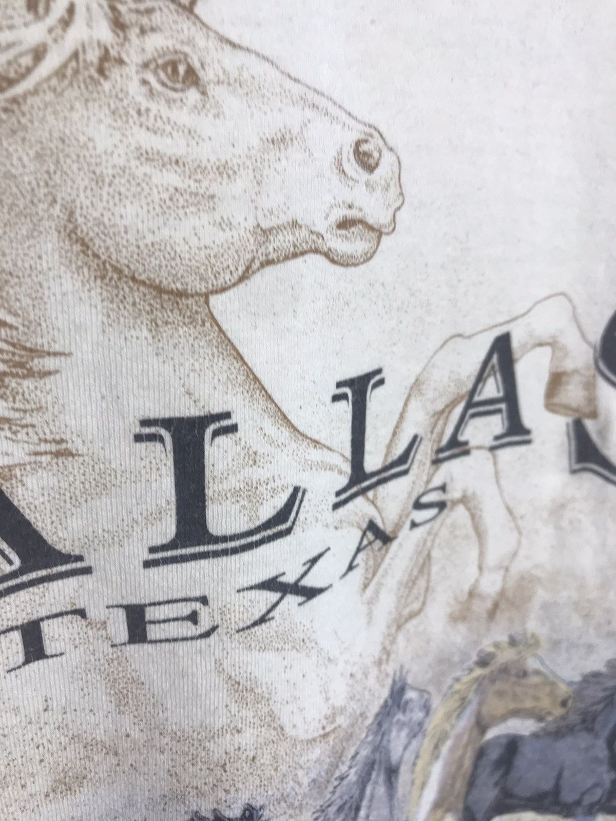 Vintage Vintage Dallas Texas t-shirt Size US XXL / EU 58 / 5 - 5 Thumbnail