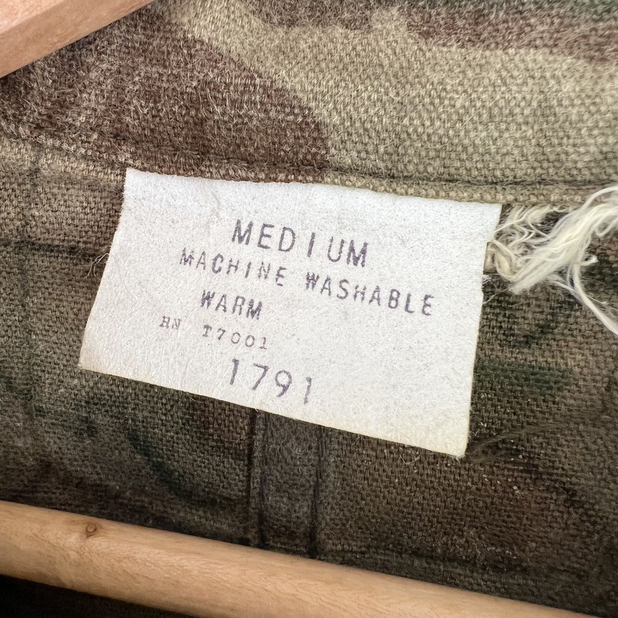 Vintage MACHINE WASHABLE WARM WEAR US ISSUE CAMO VINTAGE JACKET Size US M / EU 48-50 / 2 - 10 Thumbnail