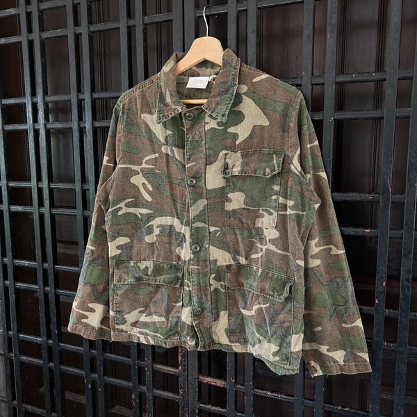 Vintage MACHINE WASHABLE WARM WEAR US ISSUE CAMO VINTAGE JACKET