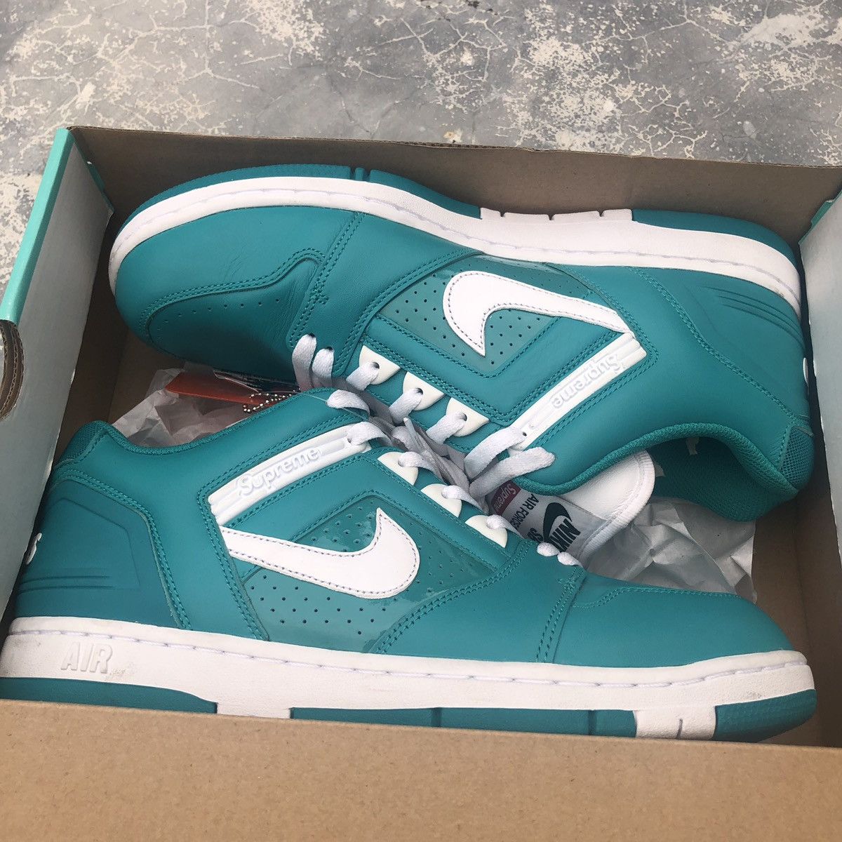 Nike × Supreme Supreme x Air Force 2 Low Teal 2017 Size US 11 / EU 44 - 4 Thumbnail