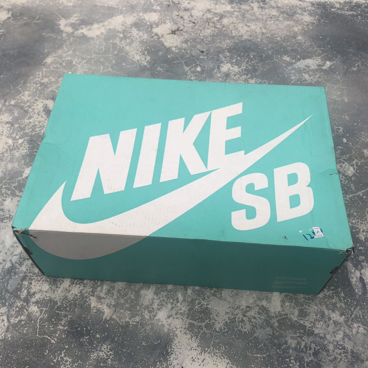 Nike × Supreme Supreme x Air Force 2 Low Teal 2017 Size US 11 / EU 44 - 2 Thumbnail