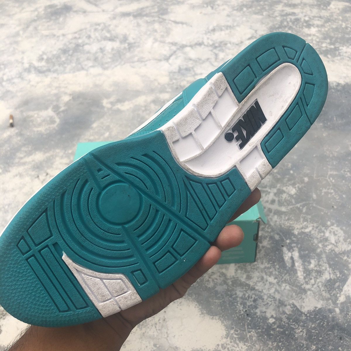 Nike × Supreme Supreme x Air Force 2 Low Teal 2017 Size US 11 / EU 44 - 7 Thumbnail