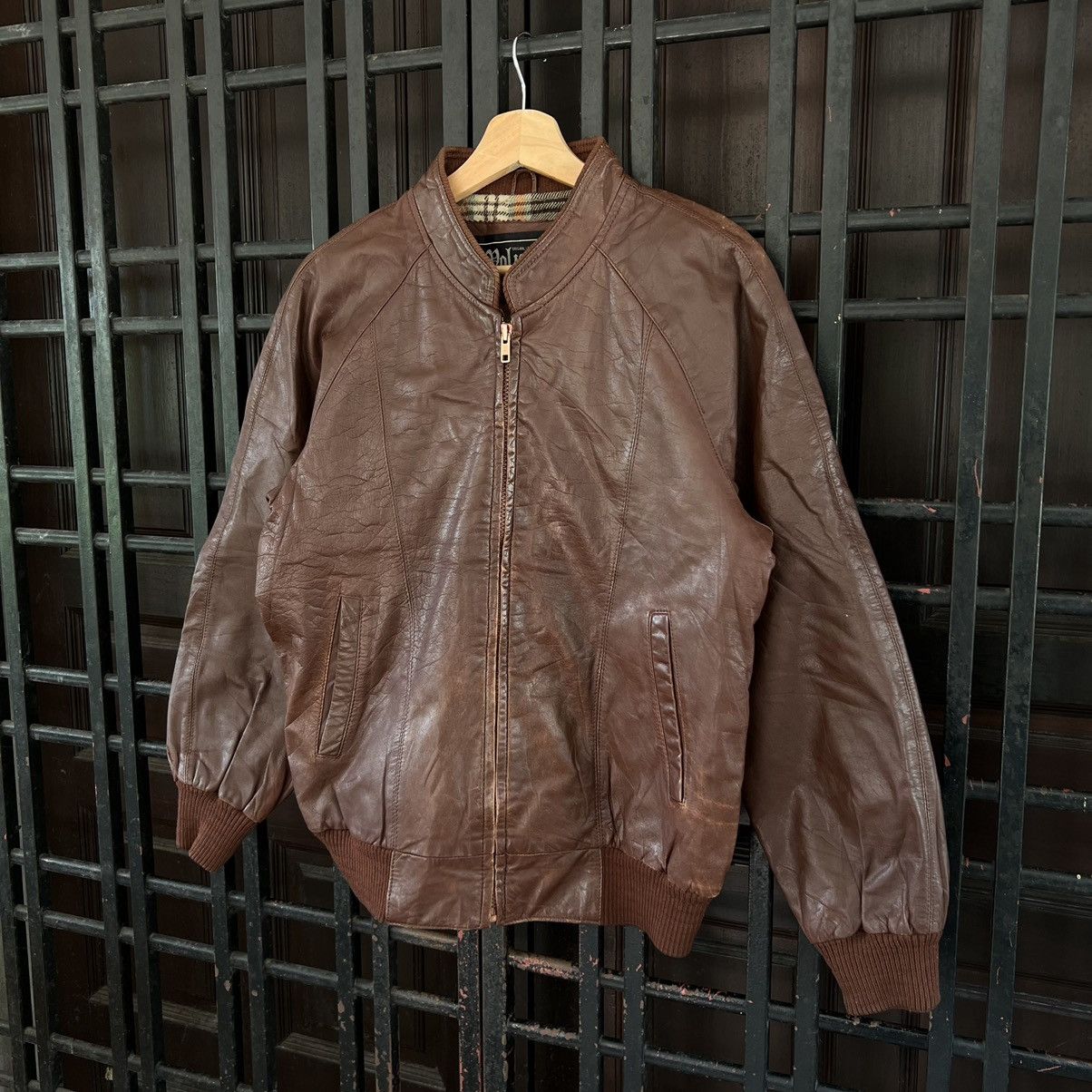 Japanese Brand VINTAGE BOLUNT BOMBER JACKET LEATHER TARTAN LINING DESIGN Size US L / EU 52-54 / 3 - 2 Thumbnail