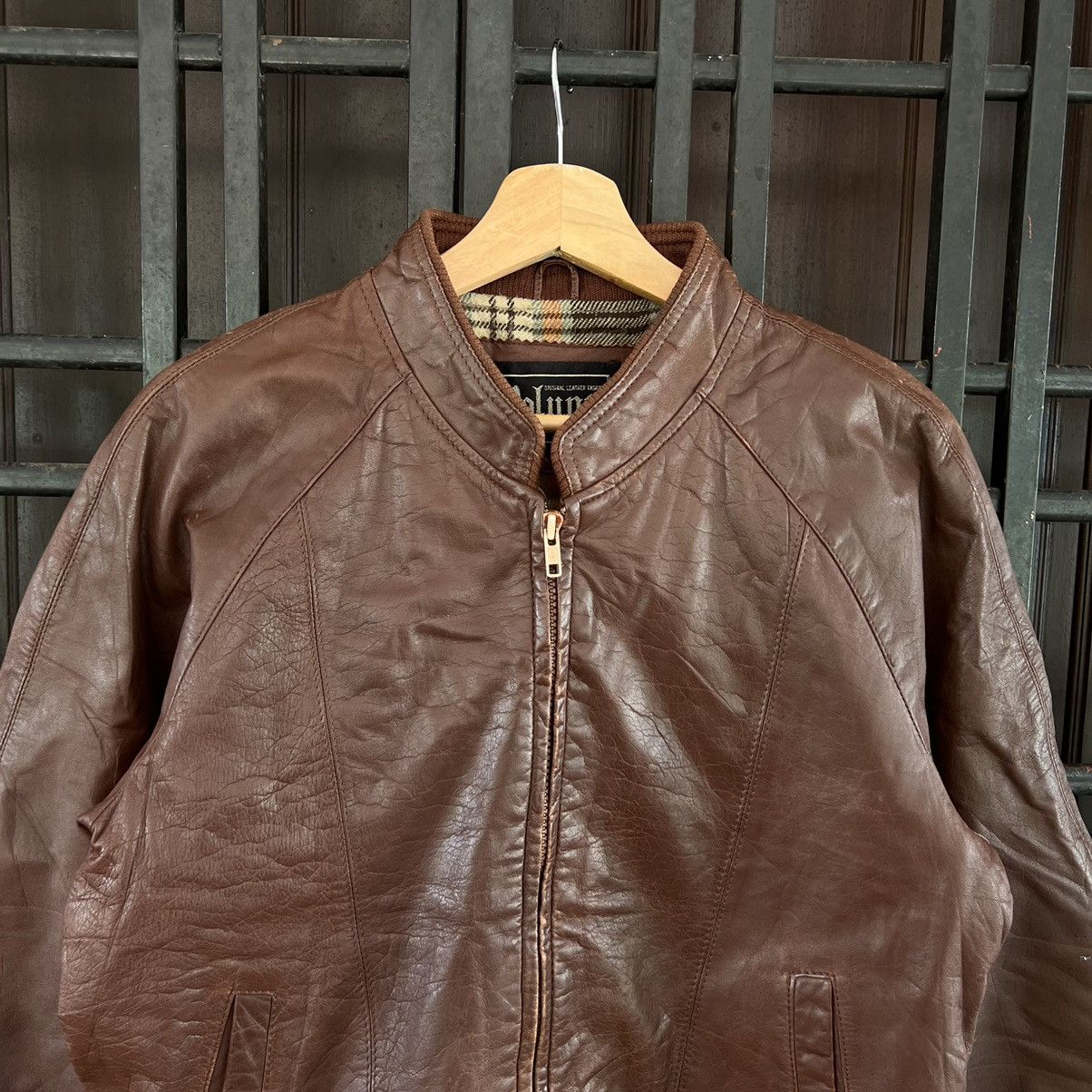 Japanese Brand VINTAGE BOLUNT BOMBER JACKET LEATHER TARTAN LINING DESIGN Size US L / EU 52-54 / 3 - 3 Thumbnail