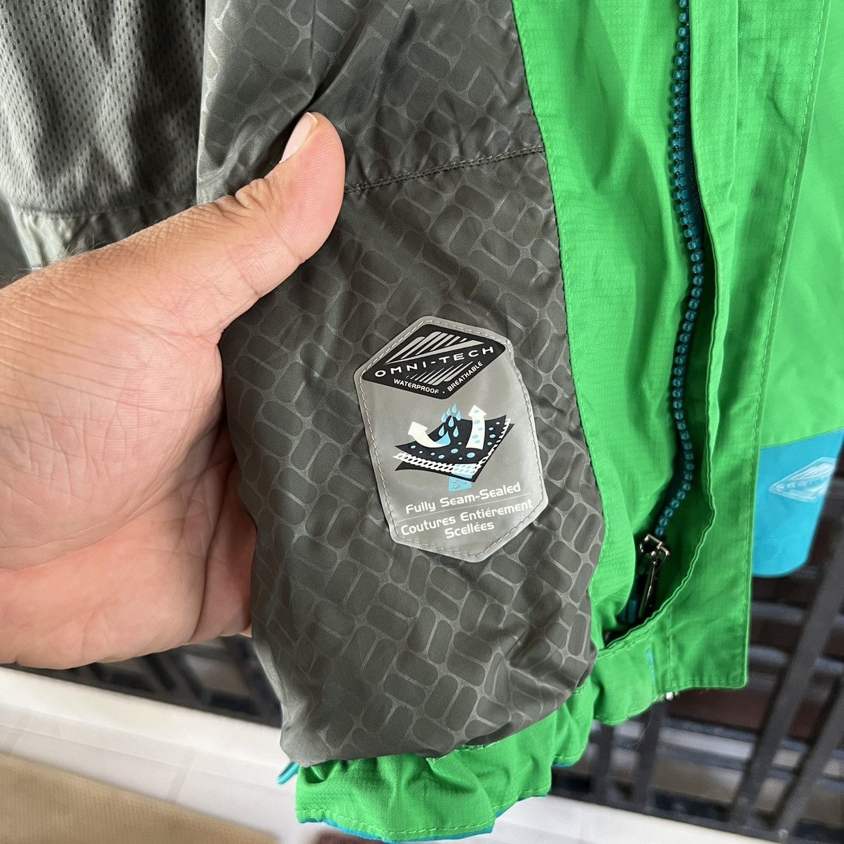 Columbia 💥RARE MULTI COLOUR COLUMBIA SPORTSWEAR JACKET Size US M / EU 48-50 / 2 - 15 Thumbnail