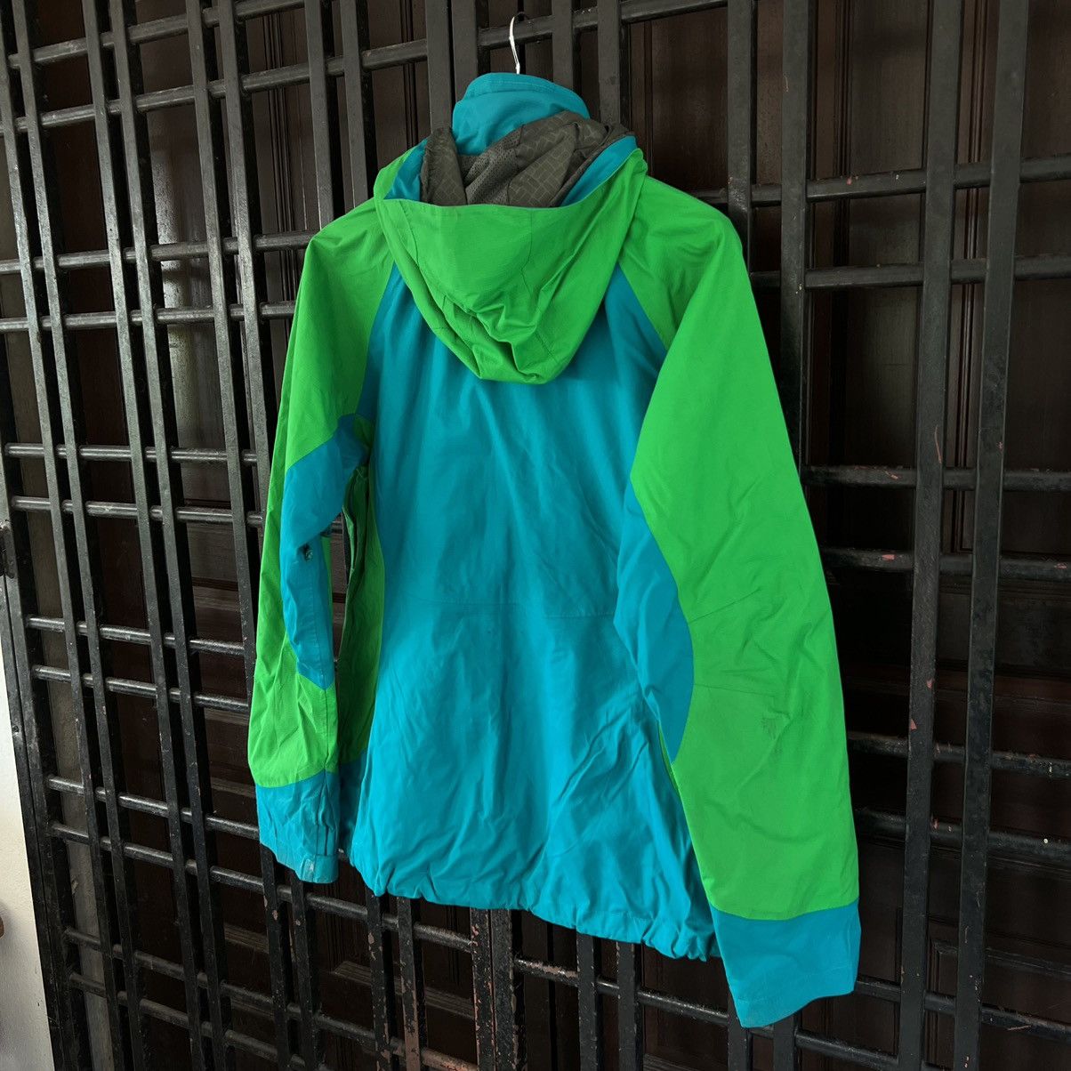 Columbia 💥RARE MULTI COLOUR COLUMBIA SPORTSWEAR JACKET Size US M / EU 48-50 / 2 - 8 Thumbnail