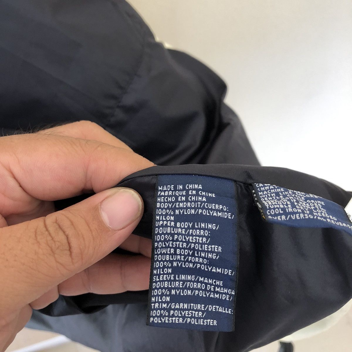 Tommy Hilfiger Tommy Hilfiger Multi Pocket Survival Jacket Size US M / EU 48-50 / 2 - 15 Thumbnail