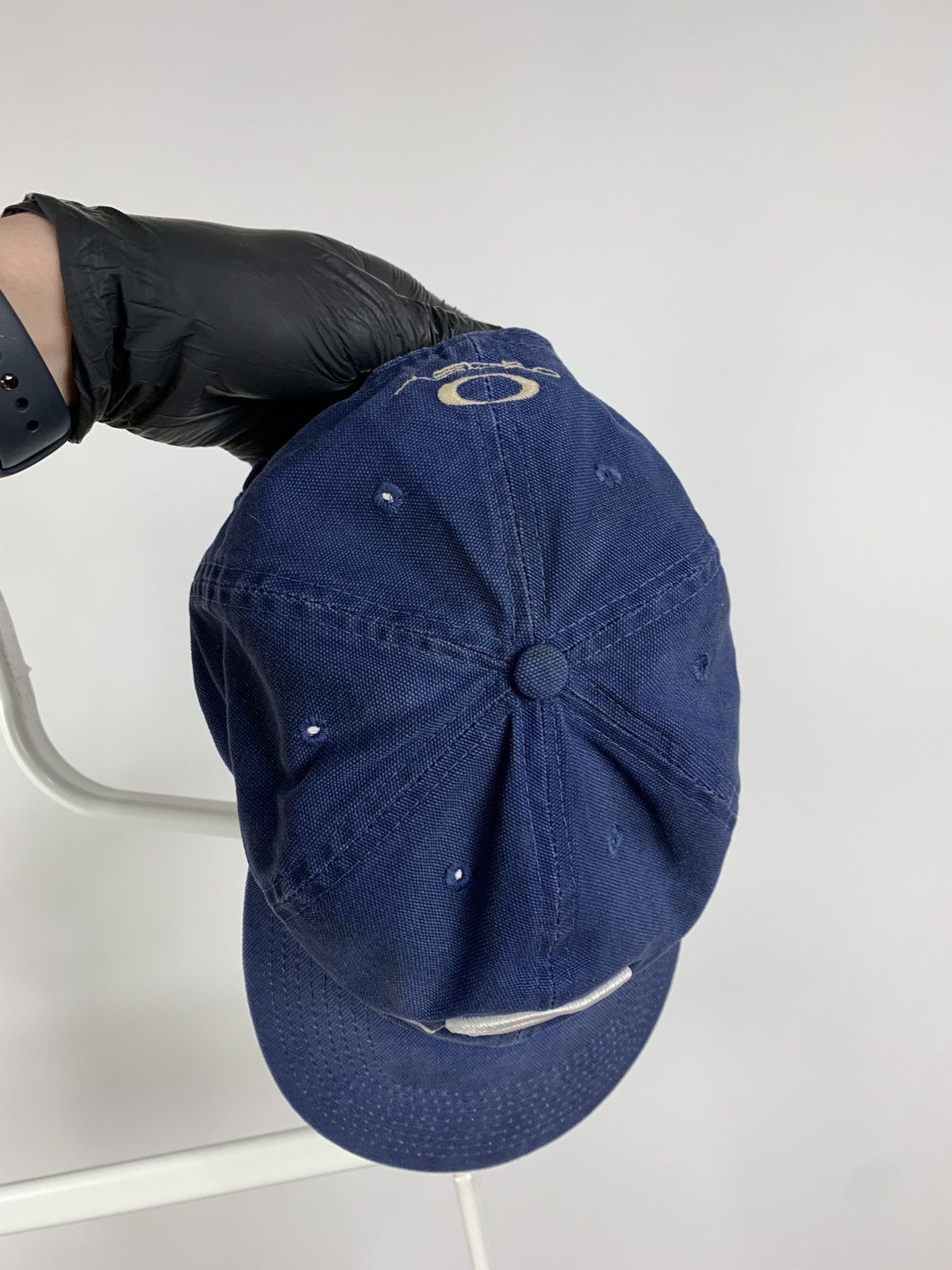 Oakley Vintage Oakley Faded Navy Blue Cap Size ONE SIZE - 9 Thumbnail