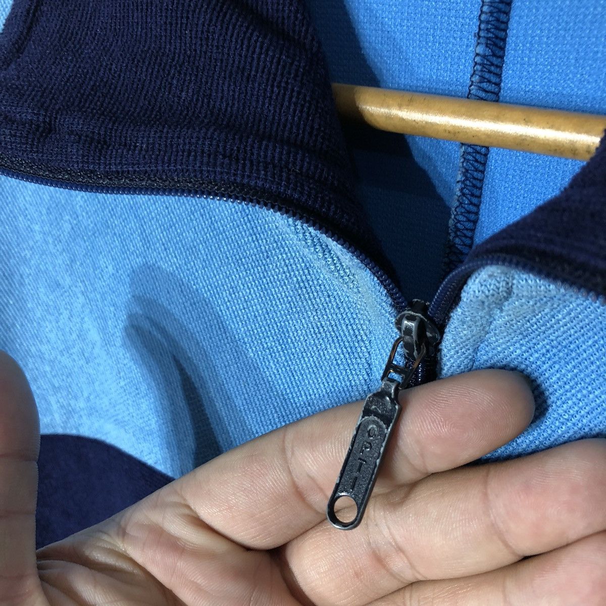 Vintage VINTAGE 80's TRIGEMA BUNDESWEHR GERMANY MILITARY TRACKTOP Size US L / EU 52-54 / 3 - 6 Thumbnail