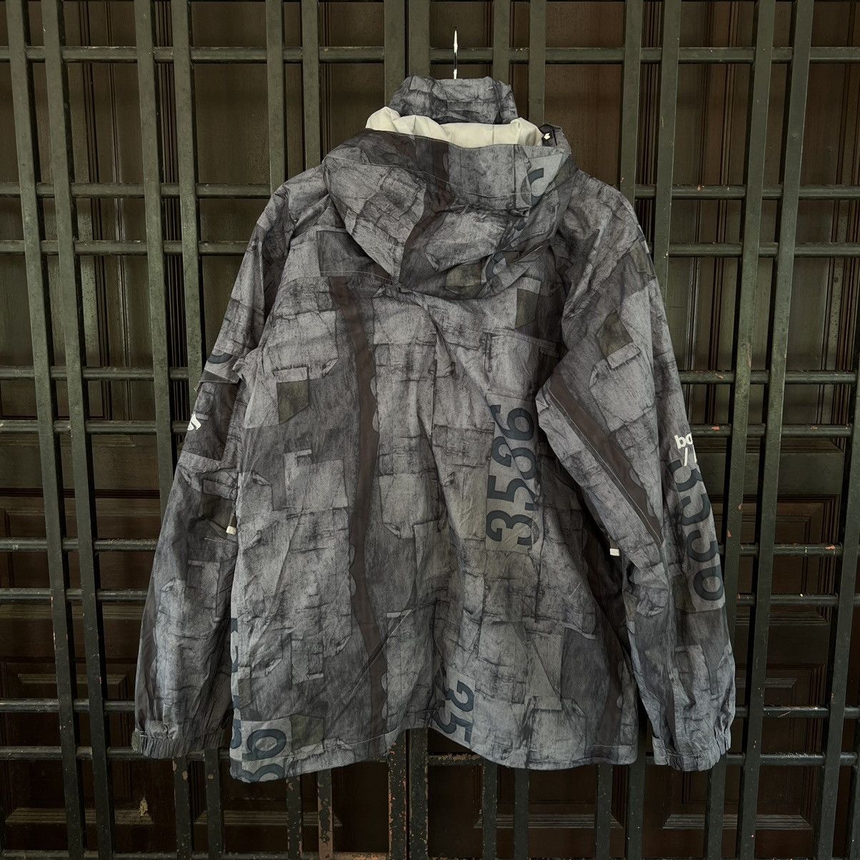 Japanese Brand 💥RARE HUNTING CAMO DESIGN JACKET Size US M / EU 48-50 / 2 - 11 Thumbnail