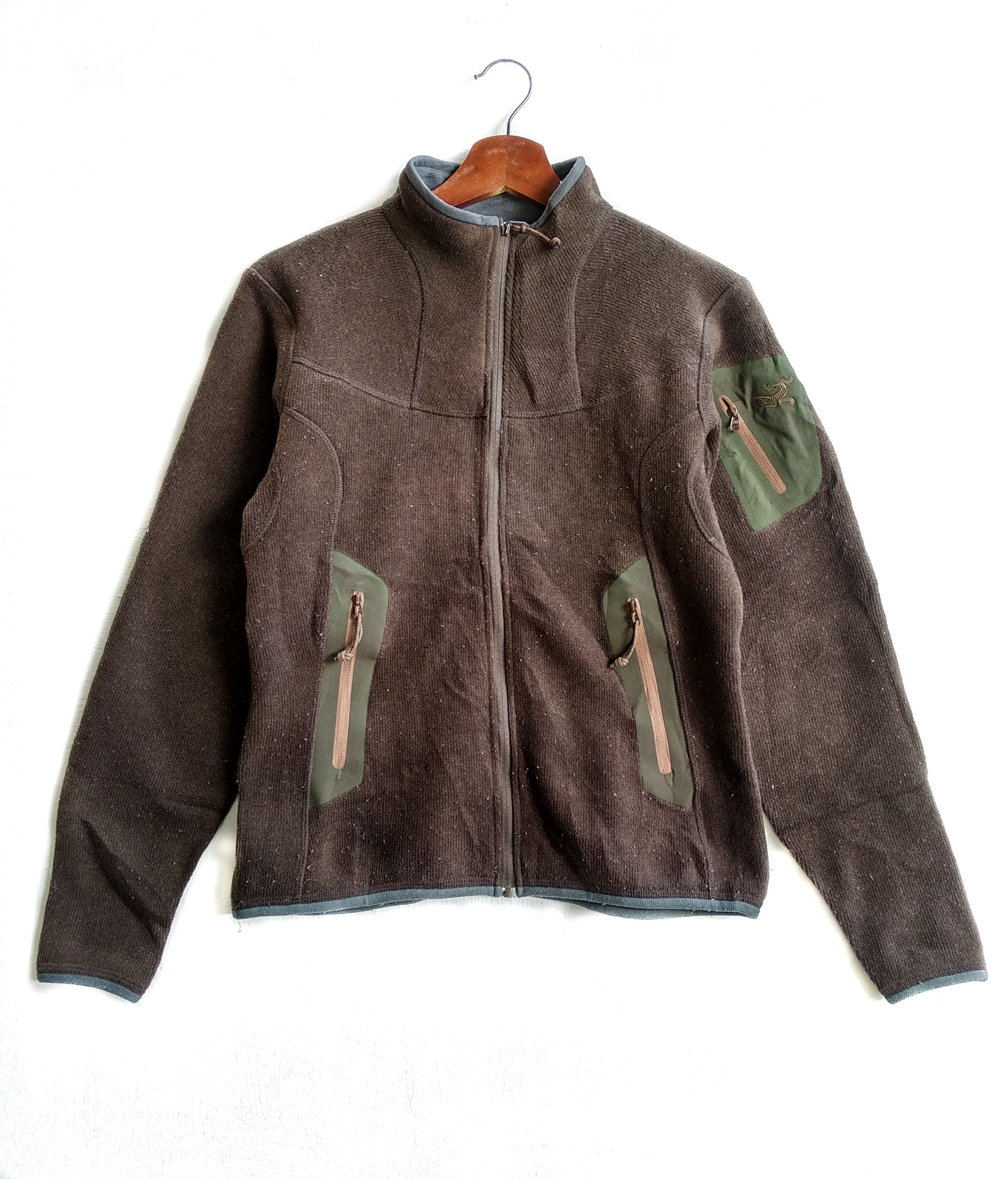 Vintage Arc'Teryx Woman Jacket