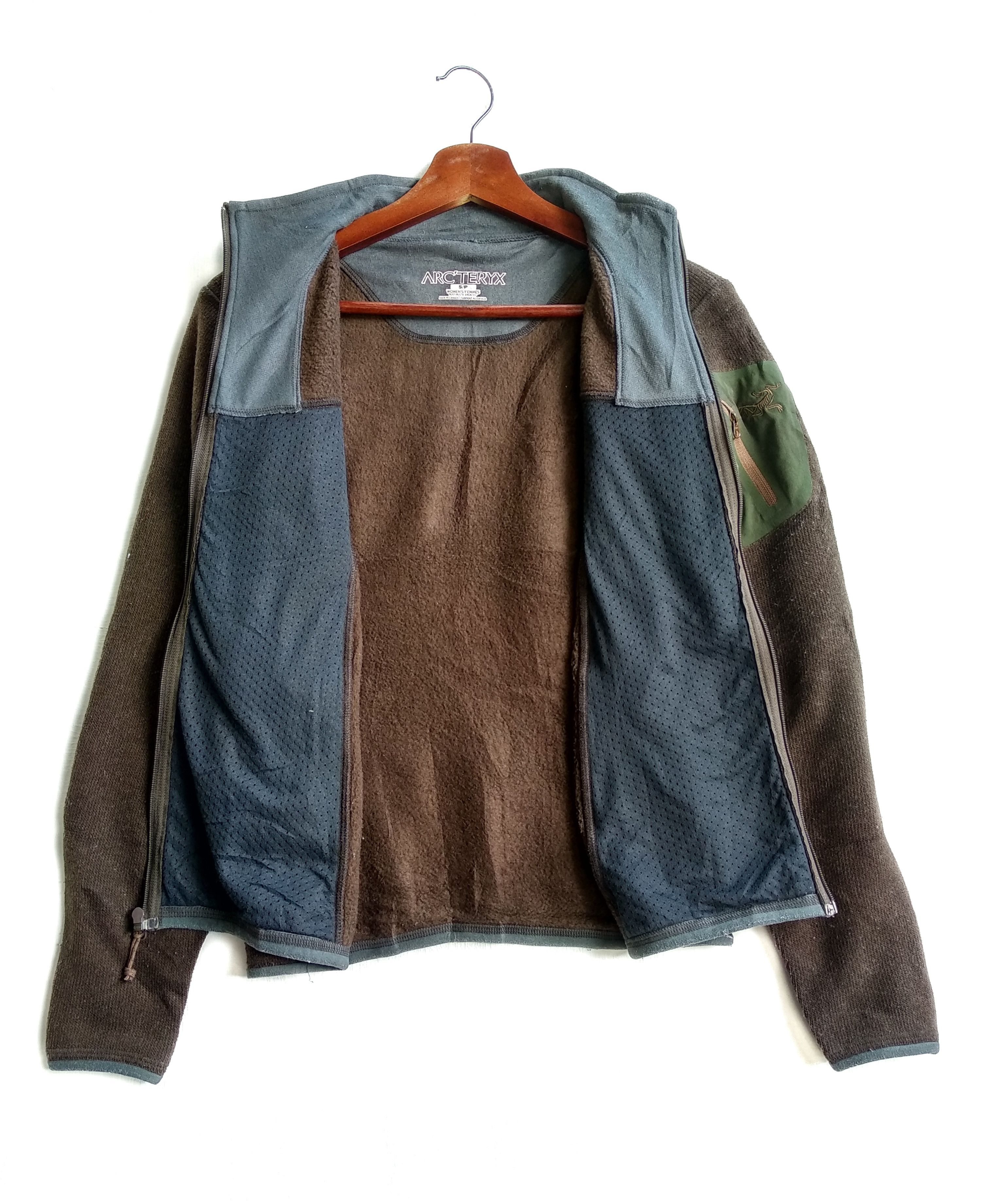 Vintage Arc'Teryx Woman Jacket