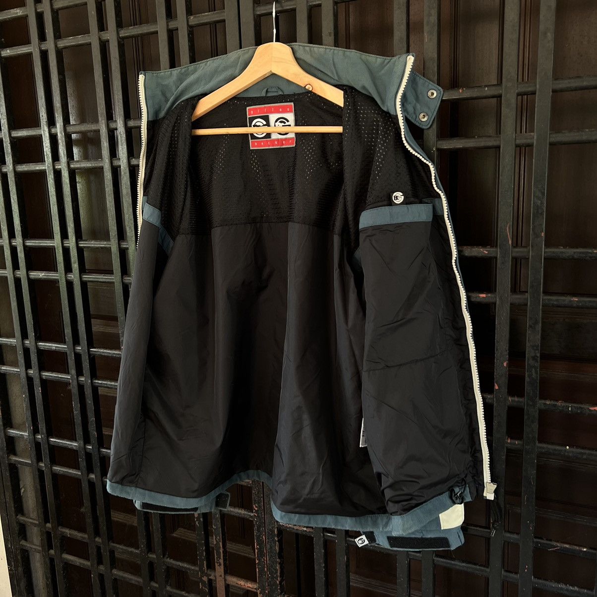 Japanese Brand GILLES BECKER ZIPPER SKI JACKET CASUAL DESIGN STYLE Size US L / EU 52-54 / 3 - 9 Thumbnail