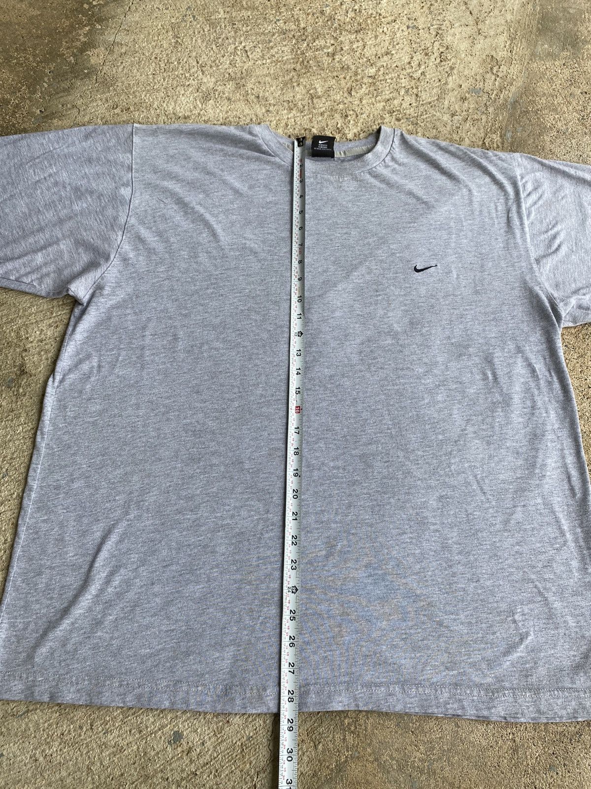 Nike × Vintage Vintage Y2K Nike Embroidered Small Swoosh Shirt Size US XL / EU 56 / 4 - 9 Thumbnail