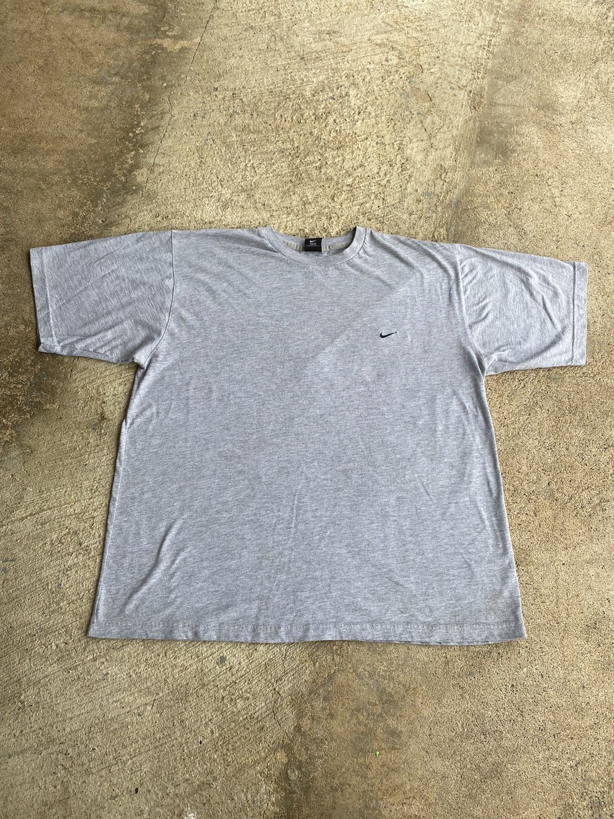 Nike × Vintage Vintage Y2K Nike Embroidered Small Swoosh Shirt Size US XL / EU 56 / 4 - 1 Thumbnail