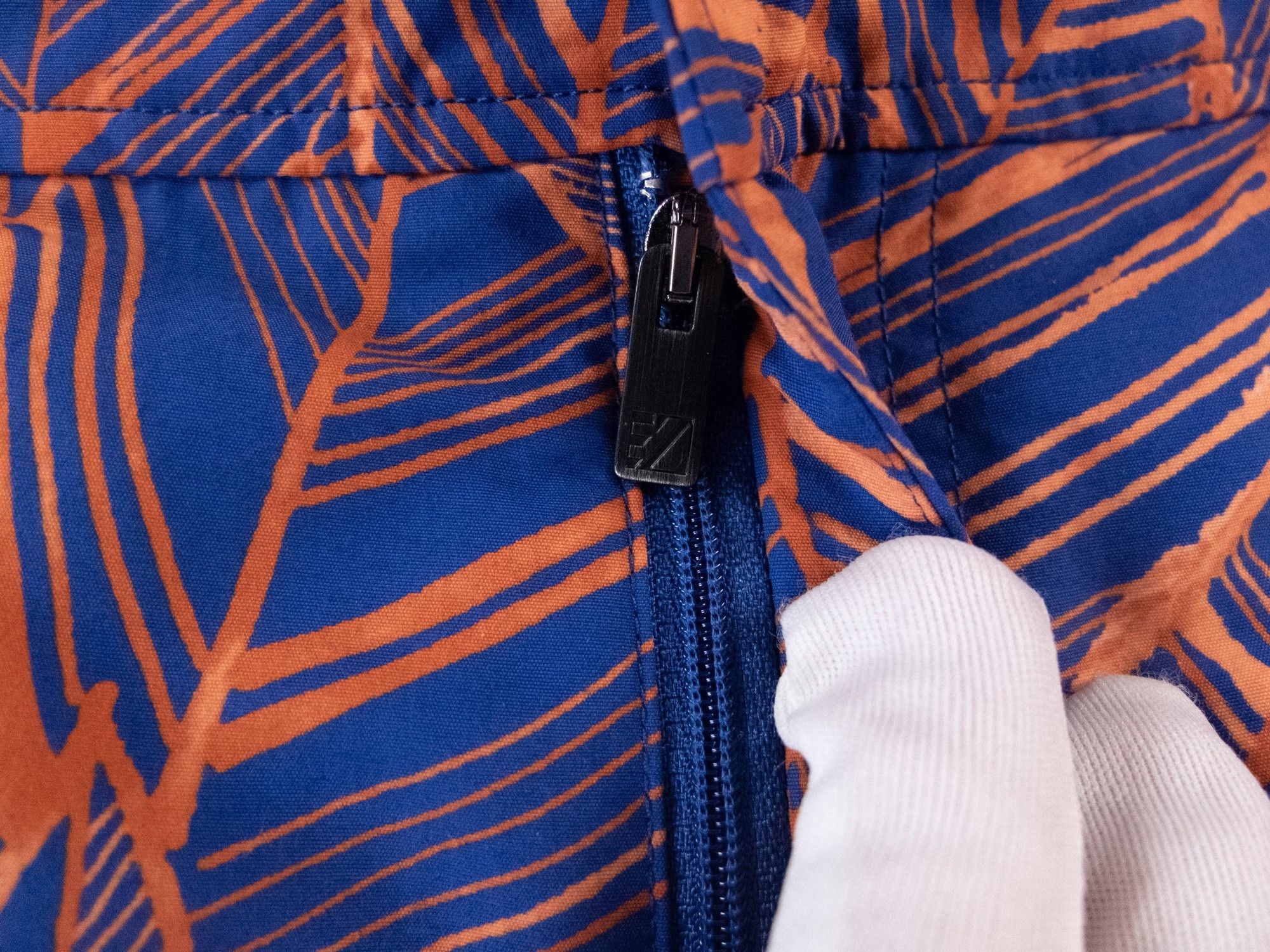 Ermenegildo Zegna ERMENEGILDO ZEGNA leaf motif blue swim shorts XXL - NWT Size US 38 / EU 54 - 8 Thumbnail