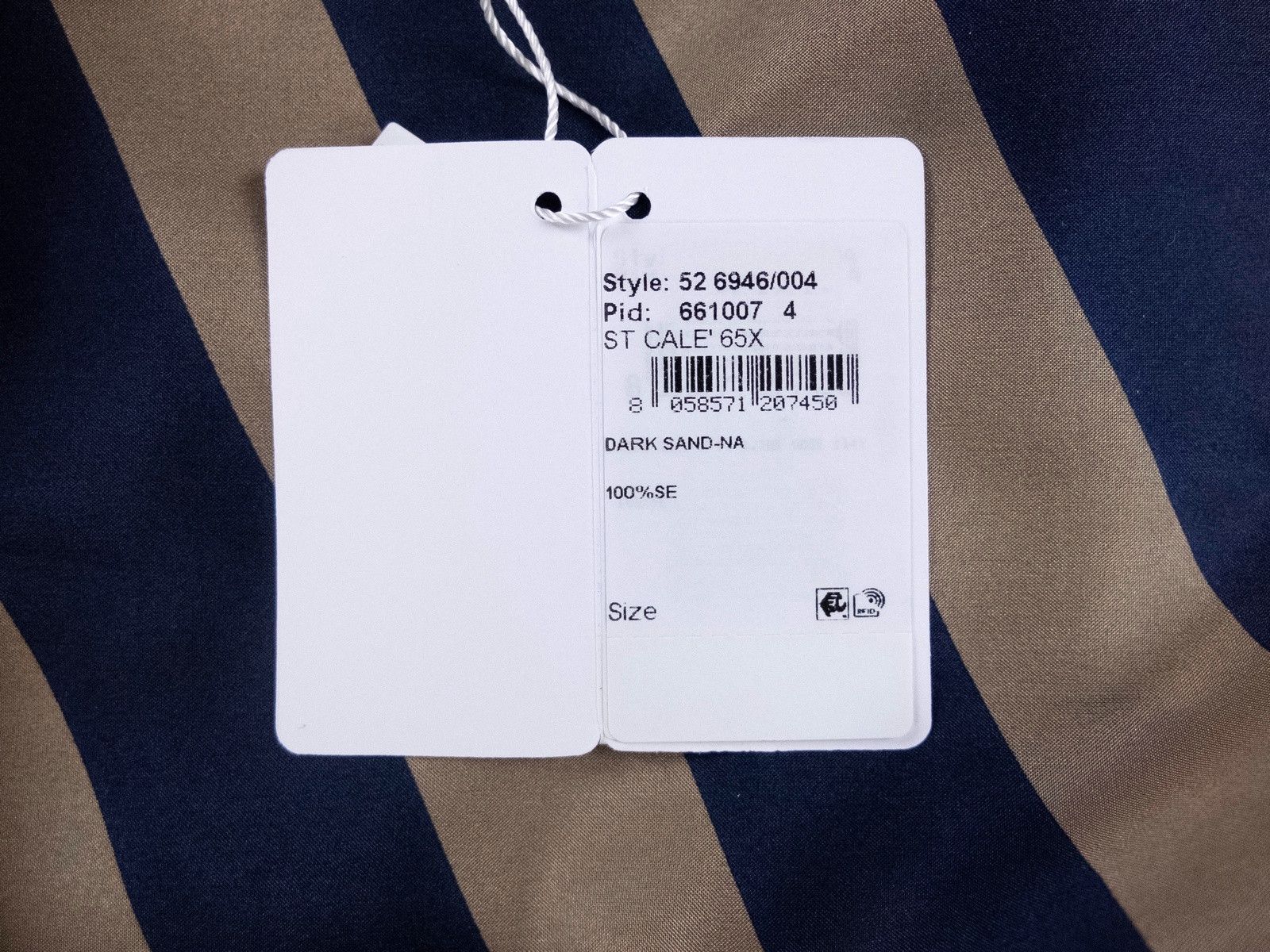 Salvatore Ferragamo SALVATORE FERRAGAMO large rectangle silk scarf - NWT Size ONE SIZE - 4 Thumbnail