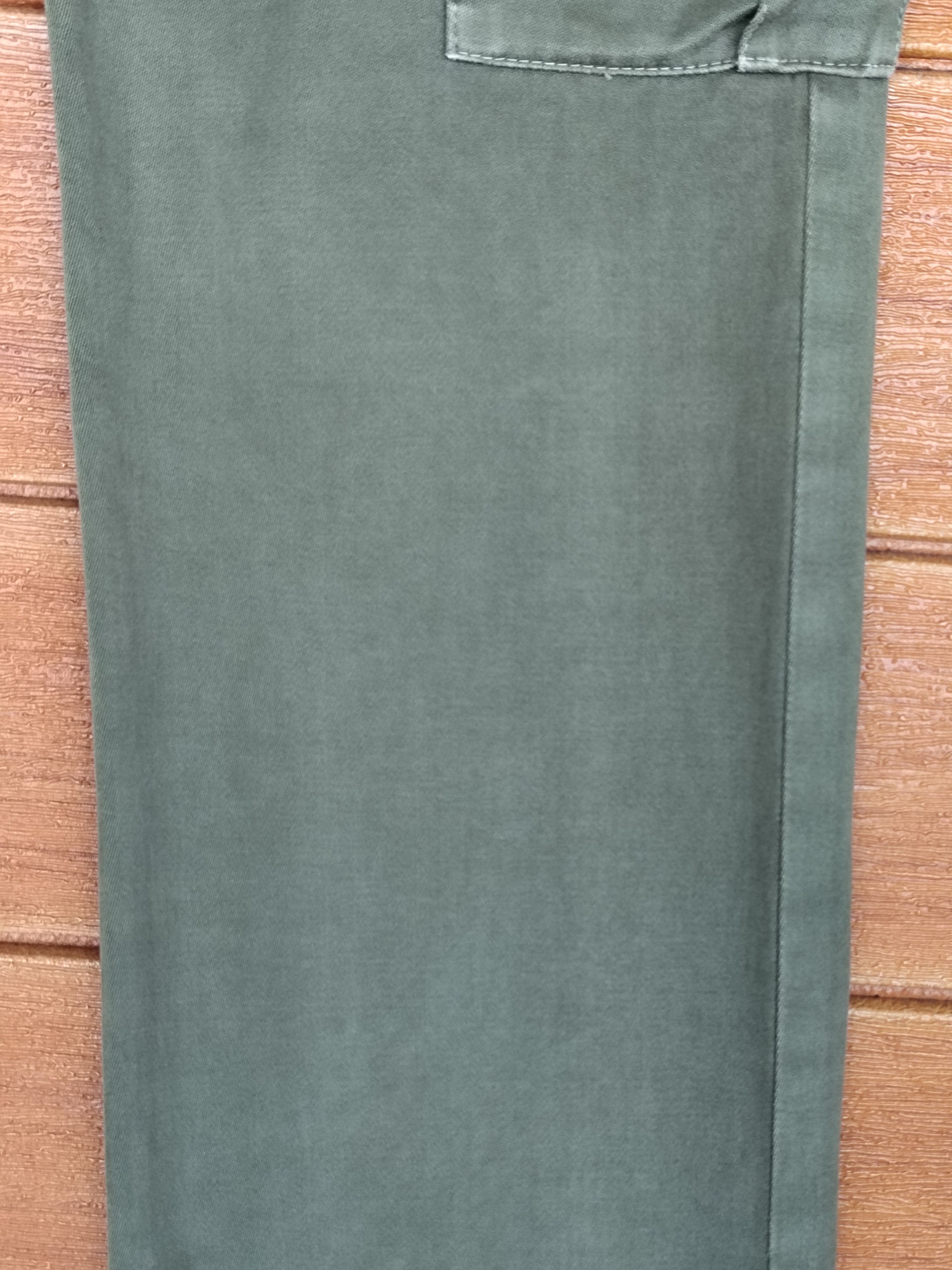Lounge Lizard Japanese Brand Lounge Lizard Waxed Cotton Cargo Pants Size US 32 / EU 48 - 7 Thumbnail