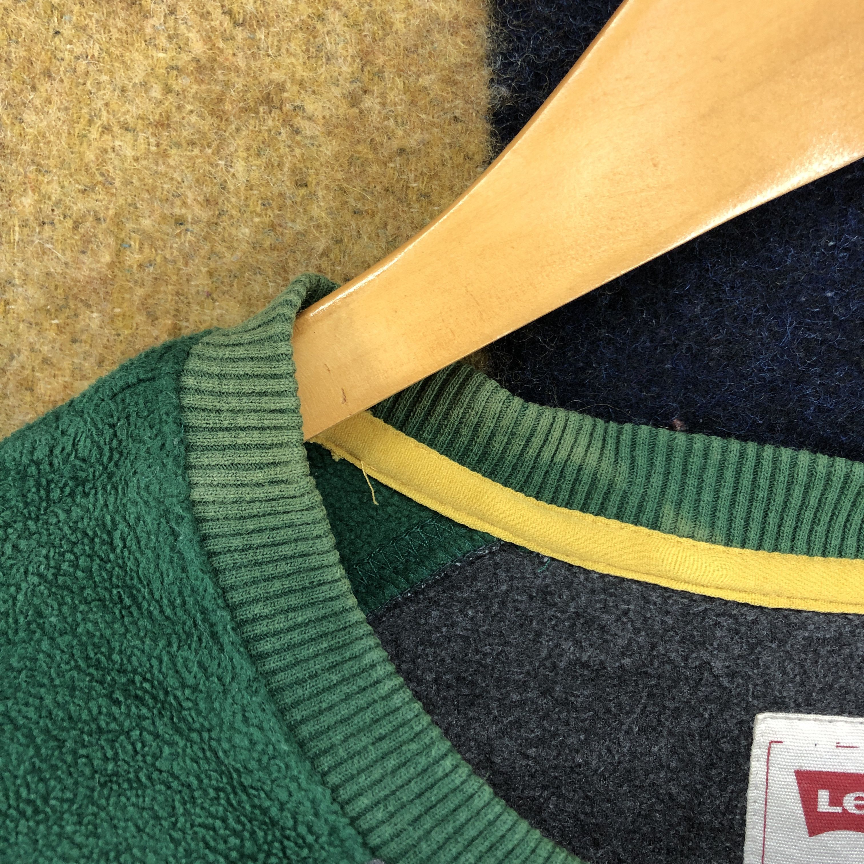 Levi's LEVIS STRAUSS And CO. Crew Neck Fleece #0489/U Size US M / EU 48-50 / 2 - 5 Thumbnail