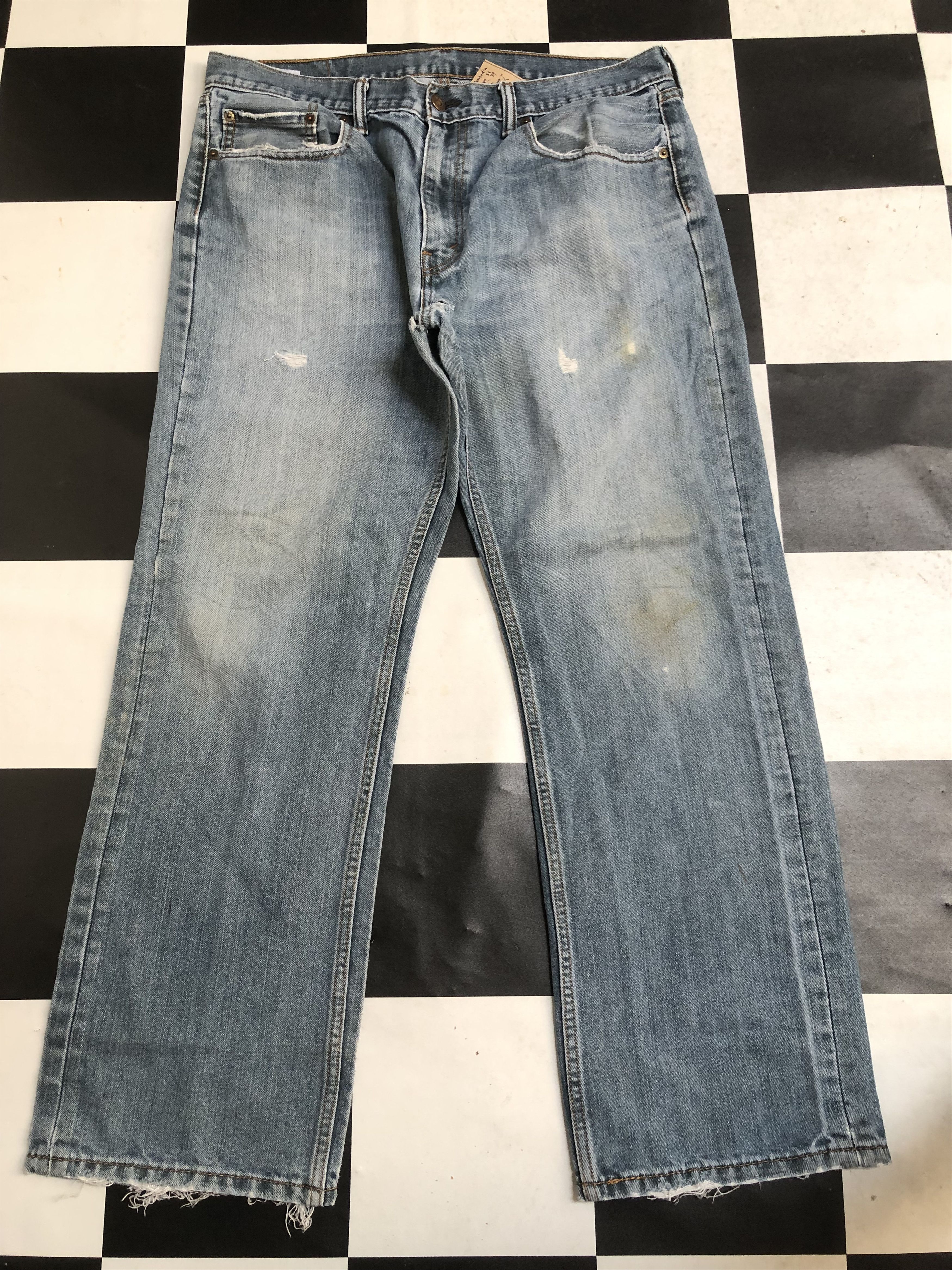 image of Distressed Denim x Levis Vintage Levis 559 Faded Denim Jean L519 in Blue, Men's (Size 35)