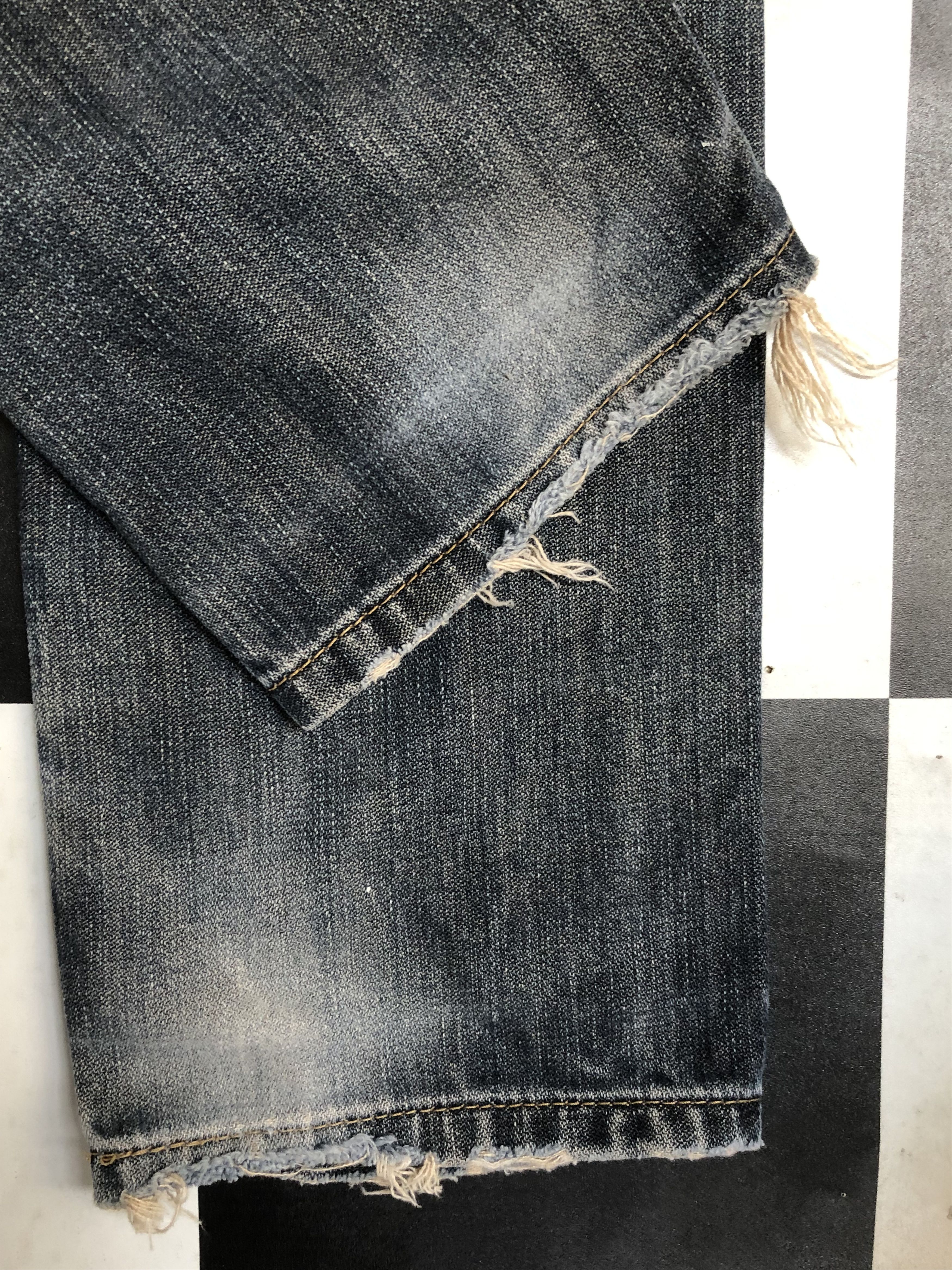 Levi's Levis 511 Distressed Skinny Jeans - L512 Size US 31 - 12 Thumbnail