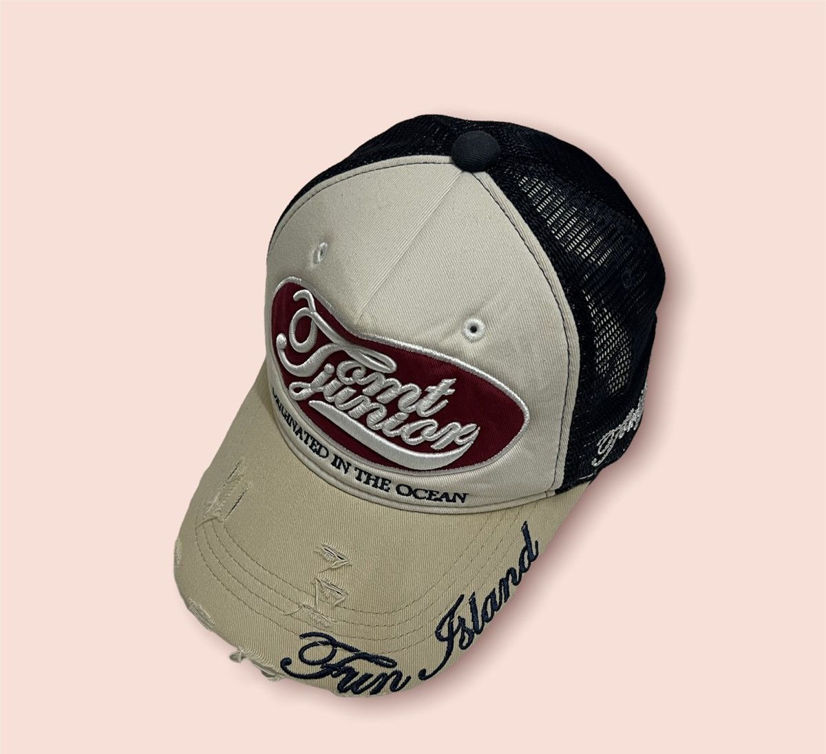 Japanese Brand × Sun Surf THOMT JUNIOR DISTRESSED TRUCKER SNAPBACK Size ONE SIZE - 3 Thumbnail