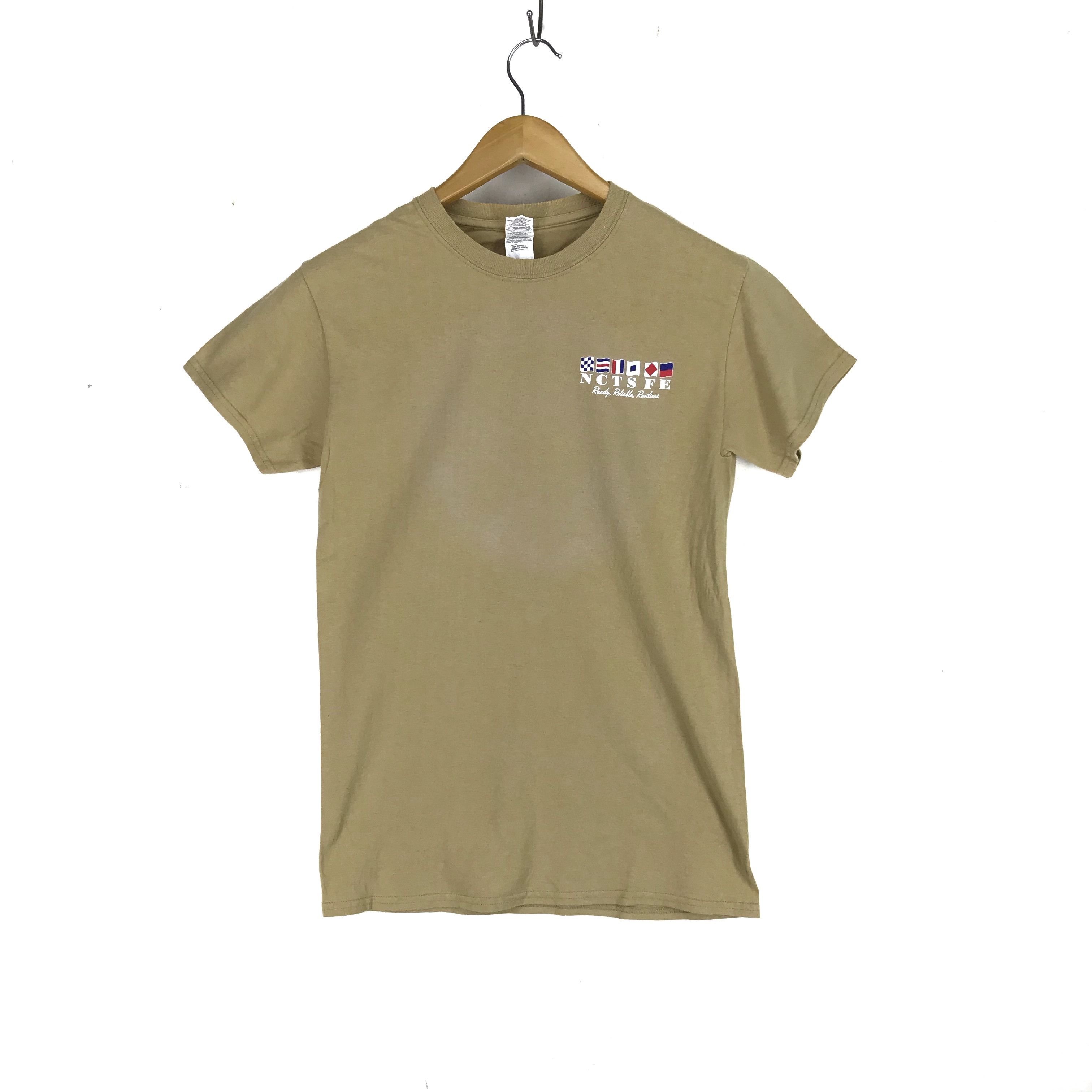 Gildan US NAVAL Computer And Telecommunication T Shirt #2309-80 Size US S / EU 44-46 / 1 - 3 Thumbnail