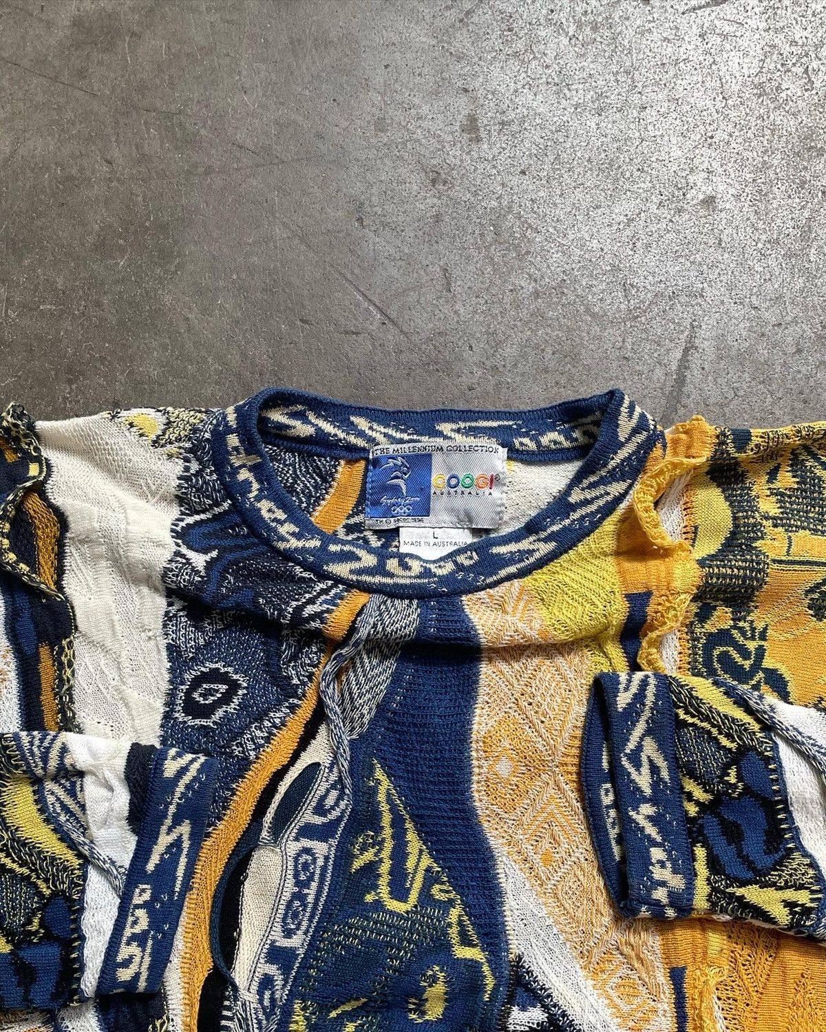 Coogi Vintage Coogi Sweater Sydney Olympics Size US L / EU 52-54 / 3 - 4 Thumbnail