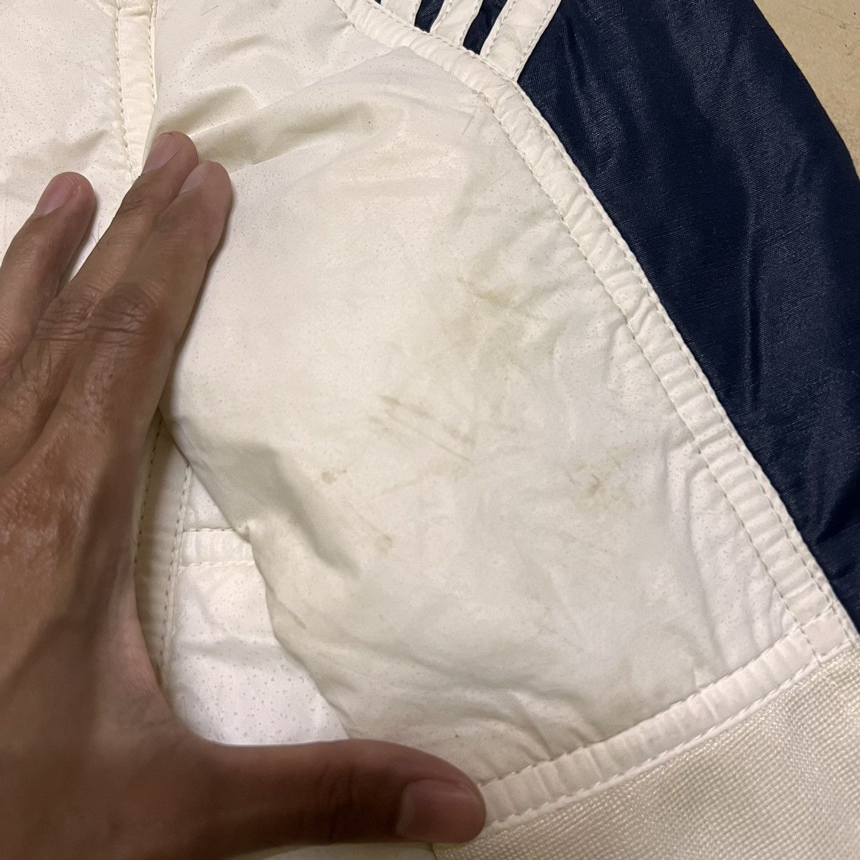 Adidas Vintage Adidas Trefoil Jacket Distressed Size US M / EU 48-50 / 2 - 9 Thumbnail