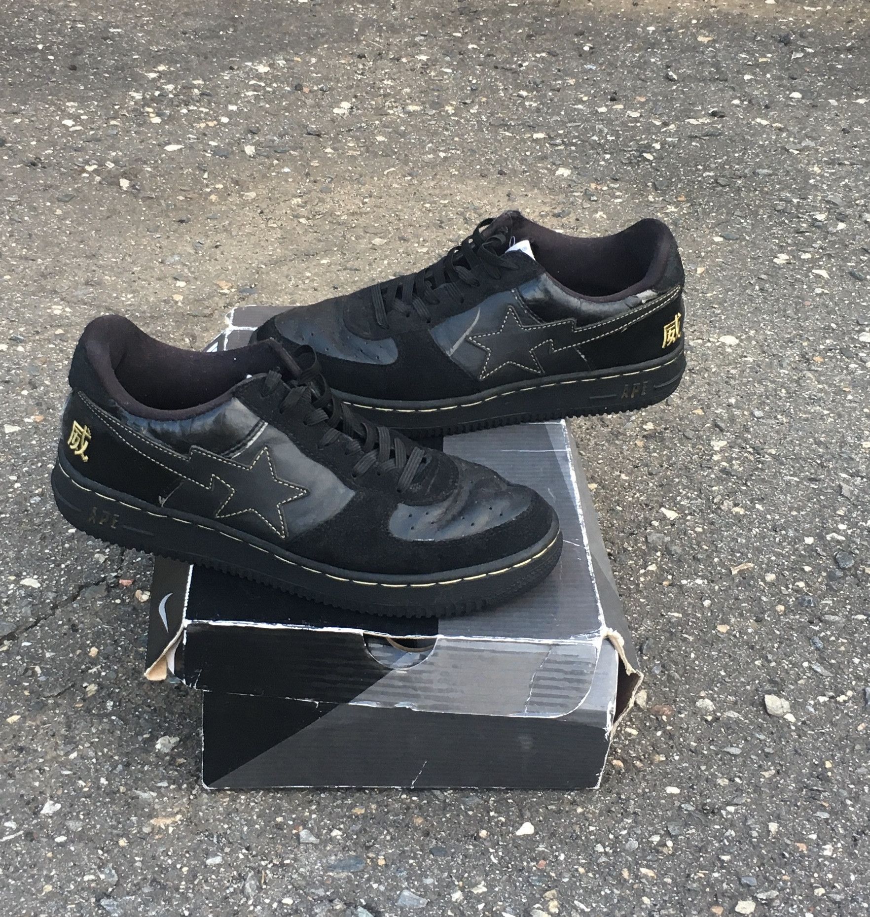 Bape Bape low top evoke bapestas Size US 10 / EU 43 - 1 Thumbnail